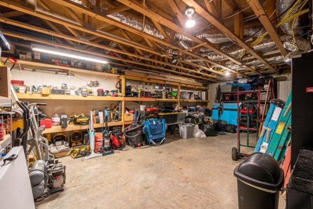 Ellijay, Georgia, 30540, United States, 4 Bedrooms Bedrooms, ,3 BathroomsBathrooms,Residential,For Sale,1910831