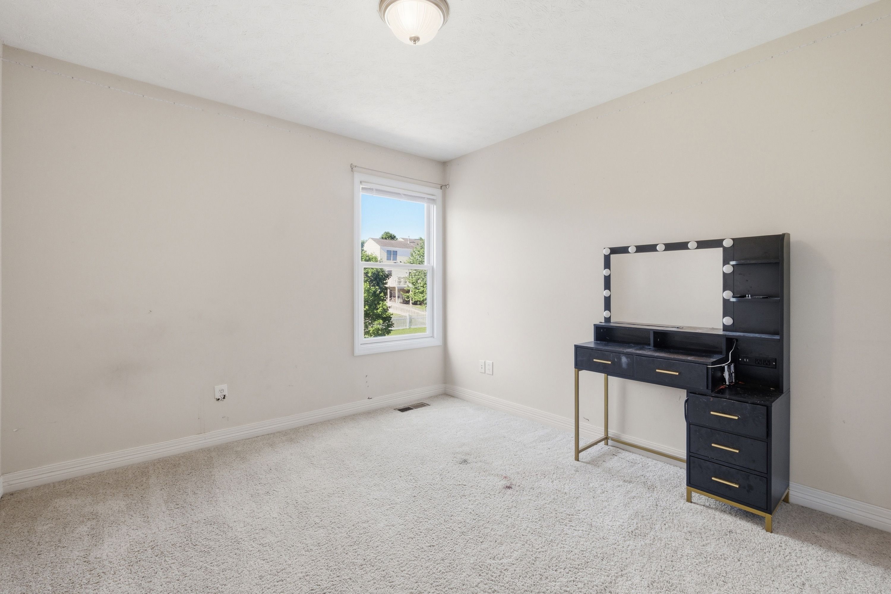  11812 Garden Grove Way, Louisville, KY 40299 - 物件實景