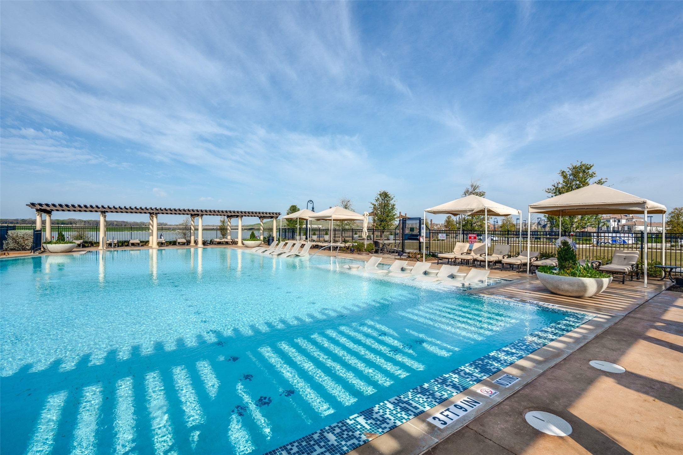 Arlington, Texas, 76005, United States, 3 Bedrooms Bedrooms, ,3 BathroomsBathrooms,Residential,For Sale,1977592