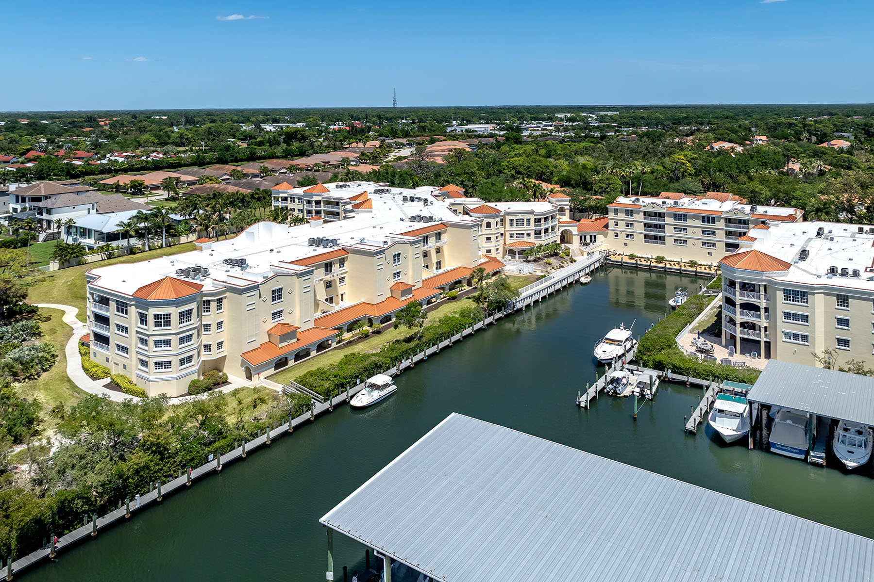  VILLAS AT BELLAGIO HARBOR VILLAGE - 物件實景