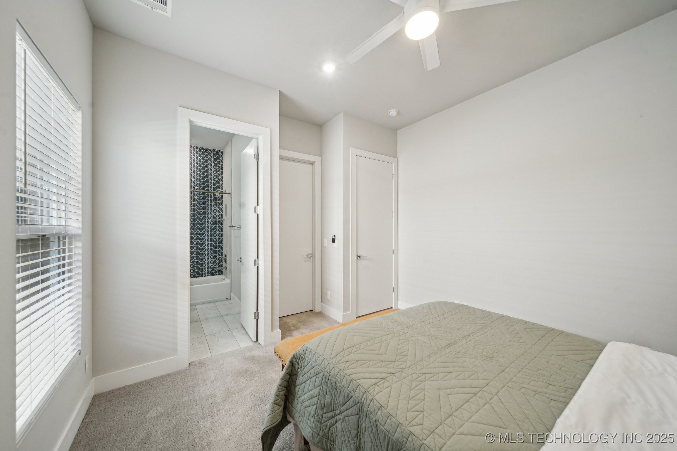 Tulsa, Oklahoma, 74105, United States, 4 Bedrooms Bedrooms, ,5 BathroomsBathrooms,Residential,For Sale,1827808