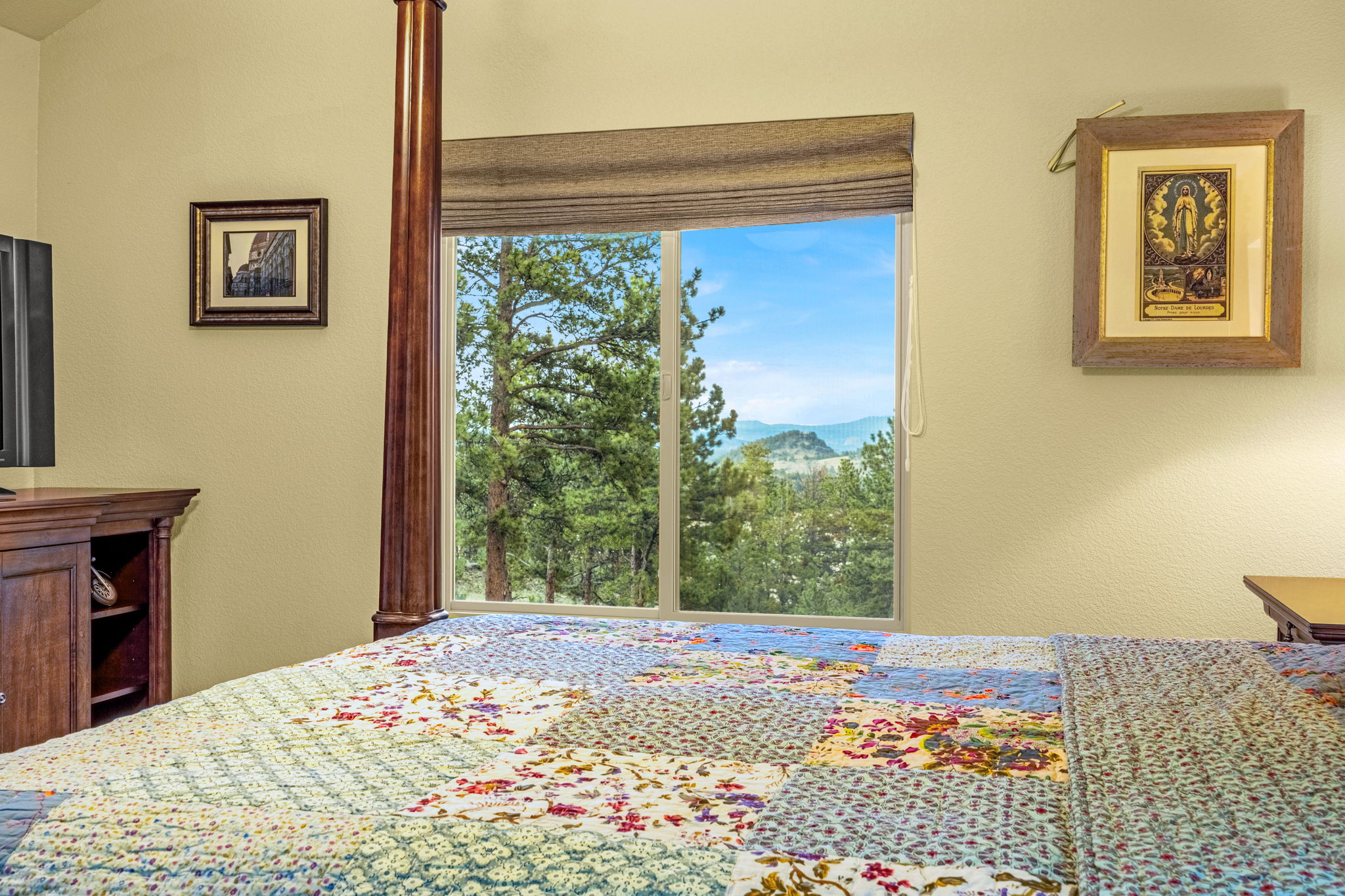 Guffey, Colorado, 80820, United States, 3 Bedrooms Bedrooms, ,2 BathroomsBathrooms,Residential,For Sale,1847309