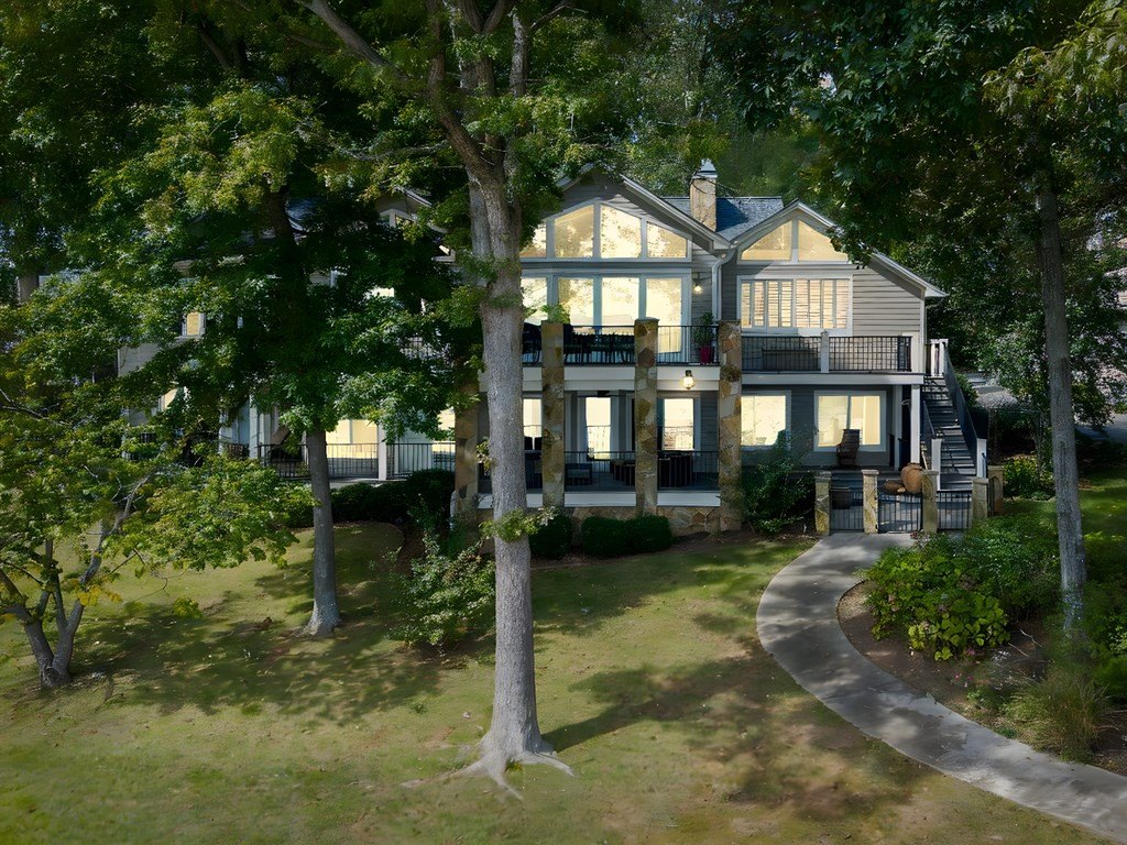 Hiawassee, Georgia, 30546, United States, 3 Bedrooms Bedrooms, ,4 BathroomsBathrooms,Residential,For Sale,1978454