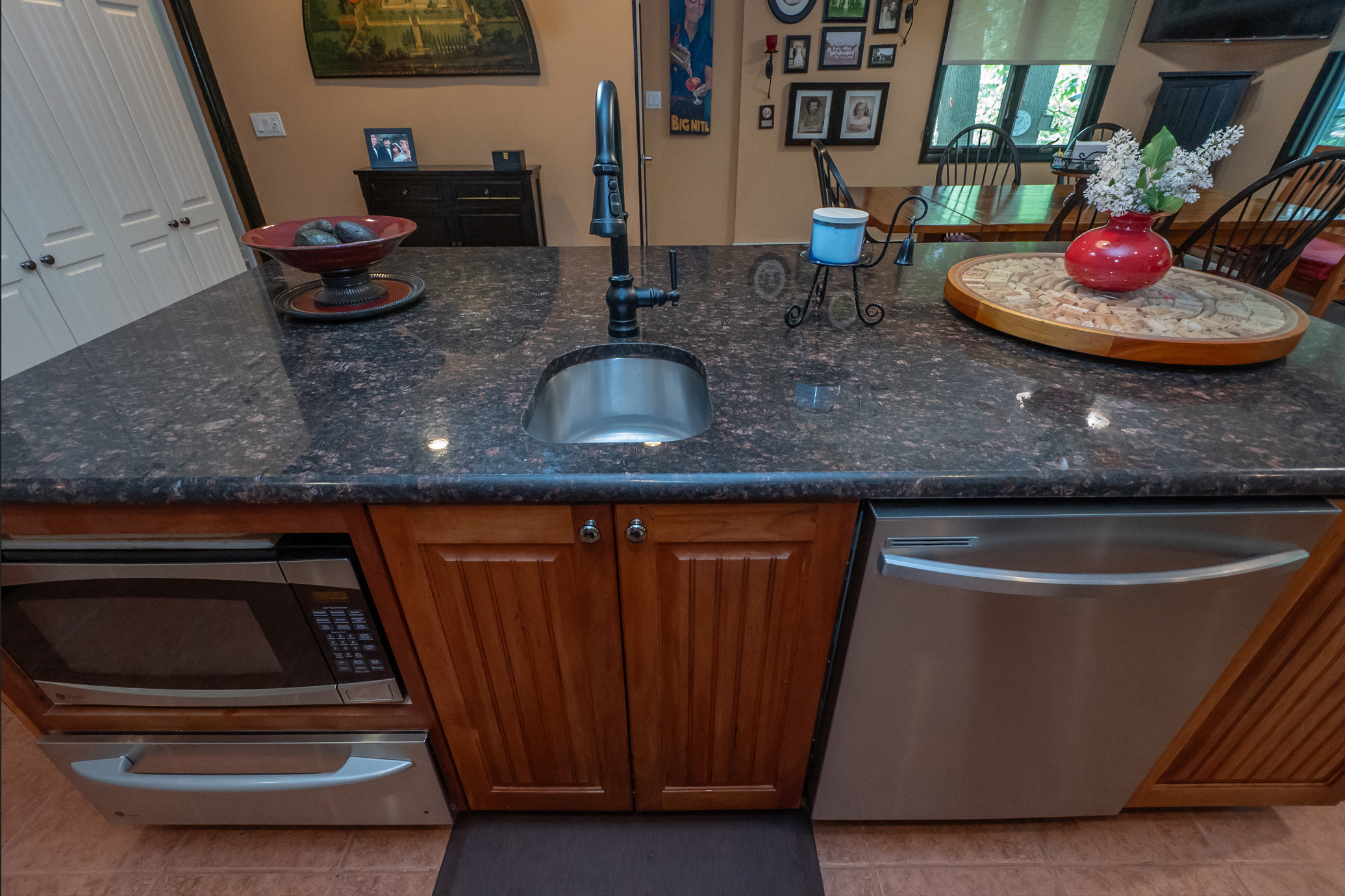 East Brunswick, New Jersey, 08816, United States, 3 Bedrooms Bedrooms, ,3 BathroomsBathrooms,Residential,For Sale,1924210