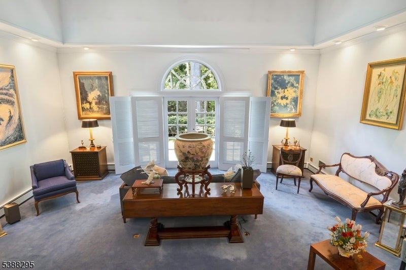 Clifton City, New Jersey, 07013, United States, 5 Bedrooms Bedrooms, ,4 BathroomsBathrooms,Residential,For Sale,1979632