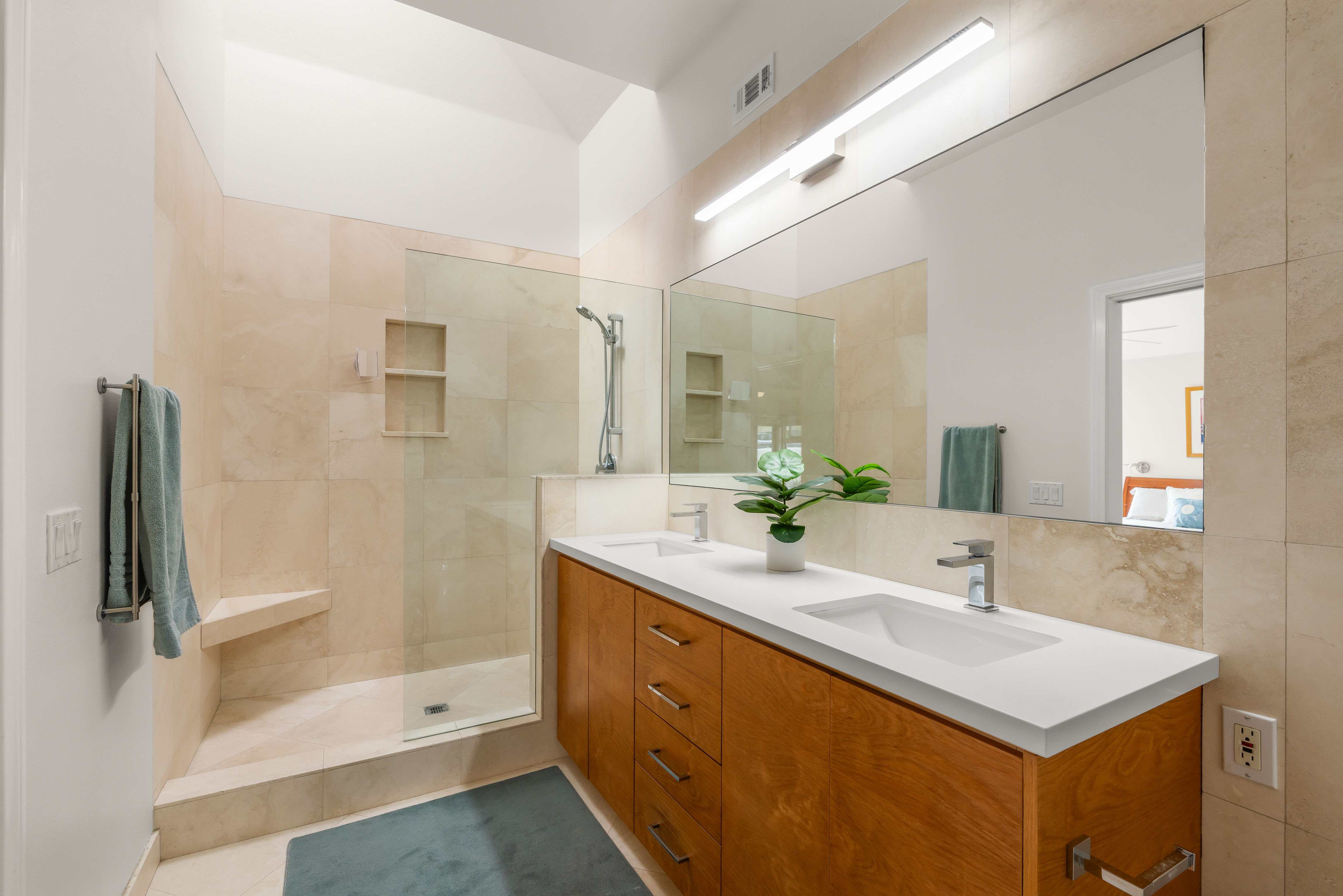  960 Emerald Court, Ventura, CA 93004 - 物件實景