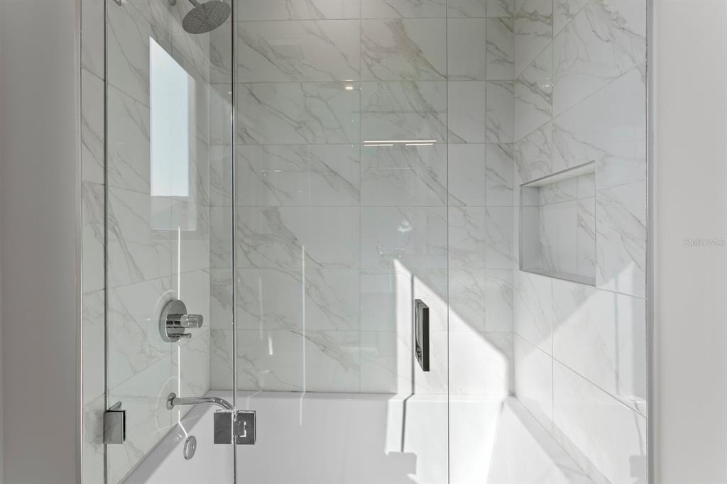 Indian Rocks Beach, Florida, 33785, United States, 8 Bedrooms Bedrooms, ,11 BathroomsBathrooms,Residential,For Sale,1997282