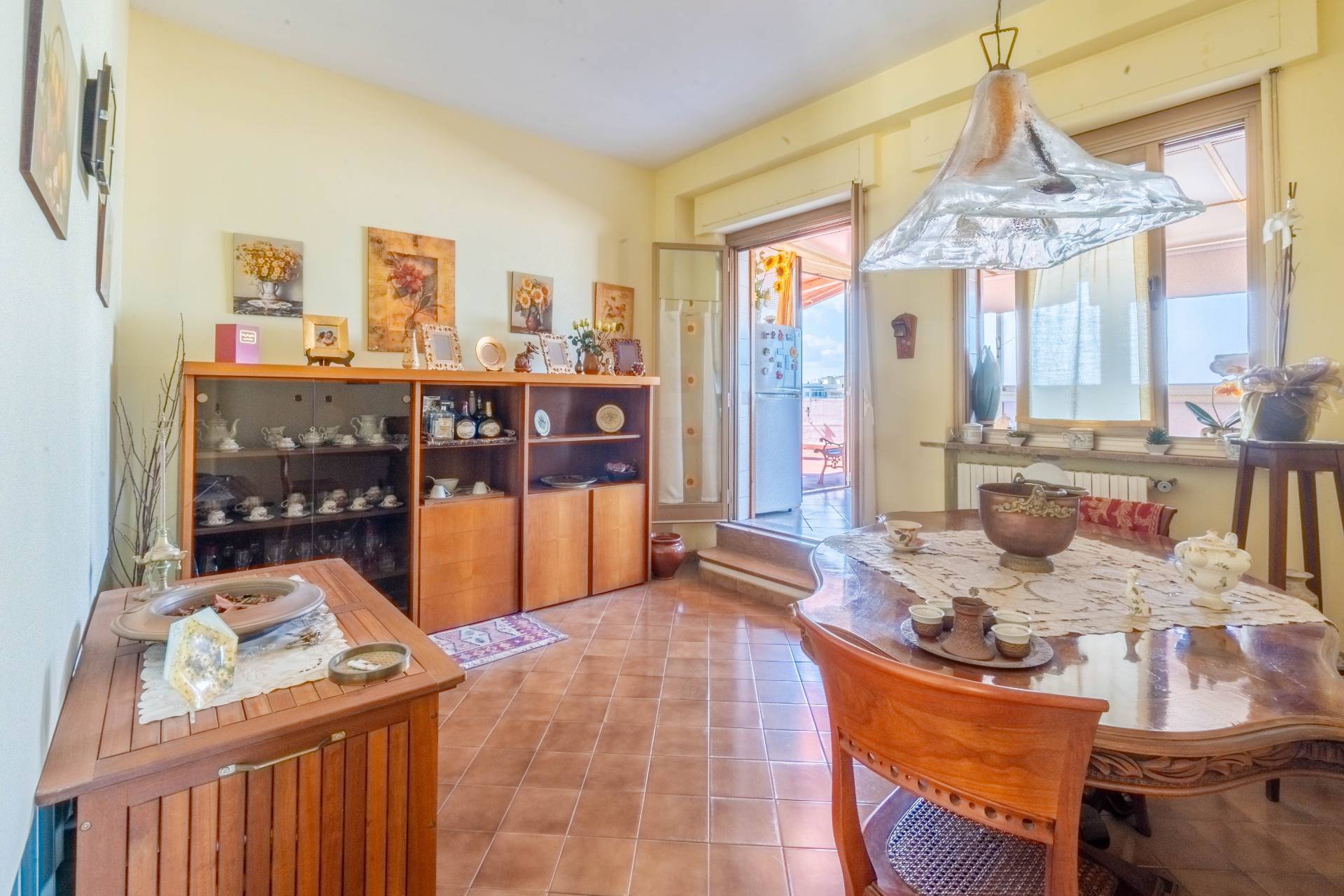 Via Tenente Gaetano Devitofrancesco, Bari, Bari, 70100, IT, 3 Bedrooms Bedrooms, ,2 BathroomsBathrooms,Residential,For Sale,Via Tenente Gaetano Devitofrancesco,1486305