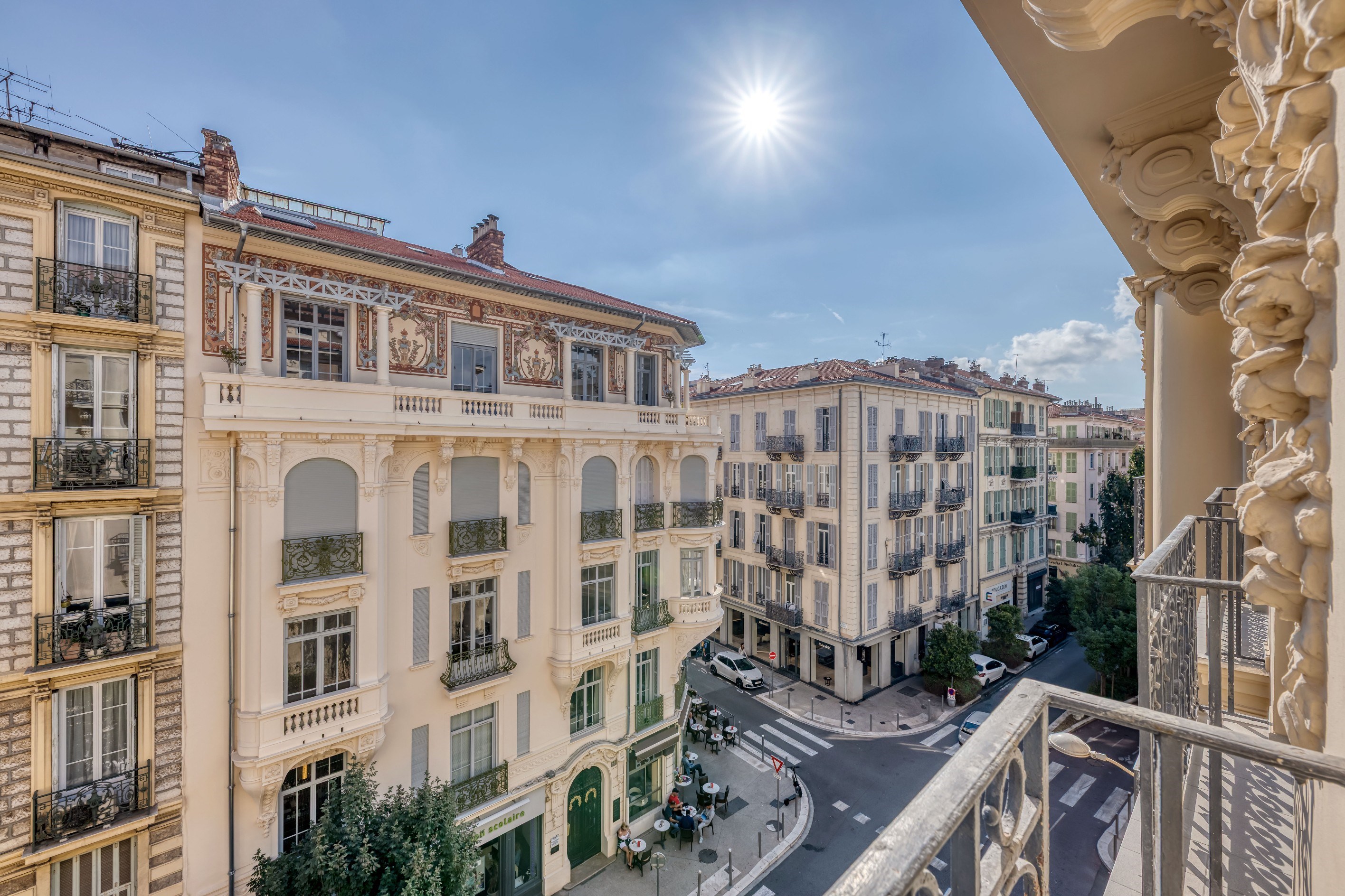  Character-filled three-bedroom apartment in Nice