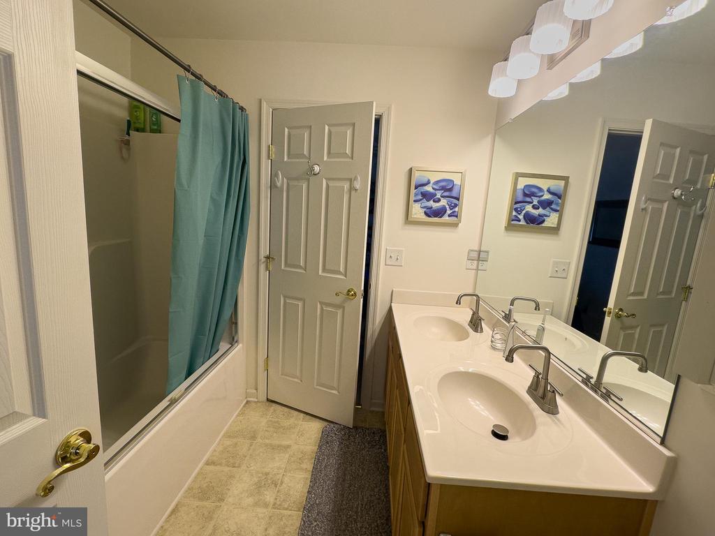 Milford, Delaware, 19963, United States, 4 Bedrooms Bedrooms, ,4 BathroomsBathrooms,Residential,For Sale,1728437
