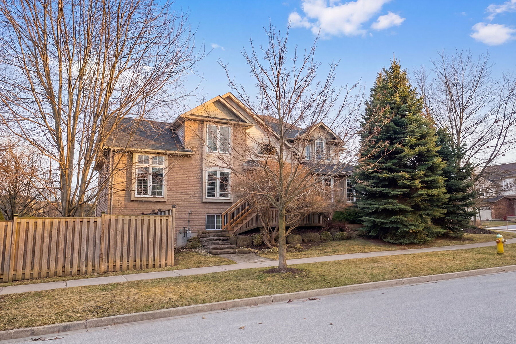  Family Oriented Neighborhood - 物件實景