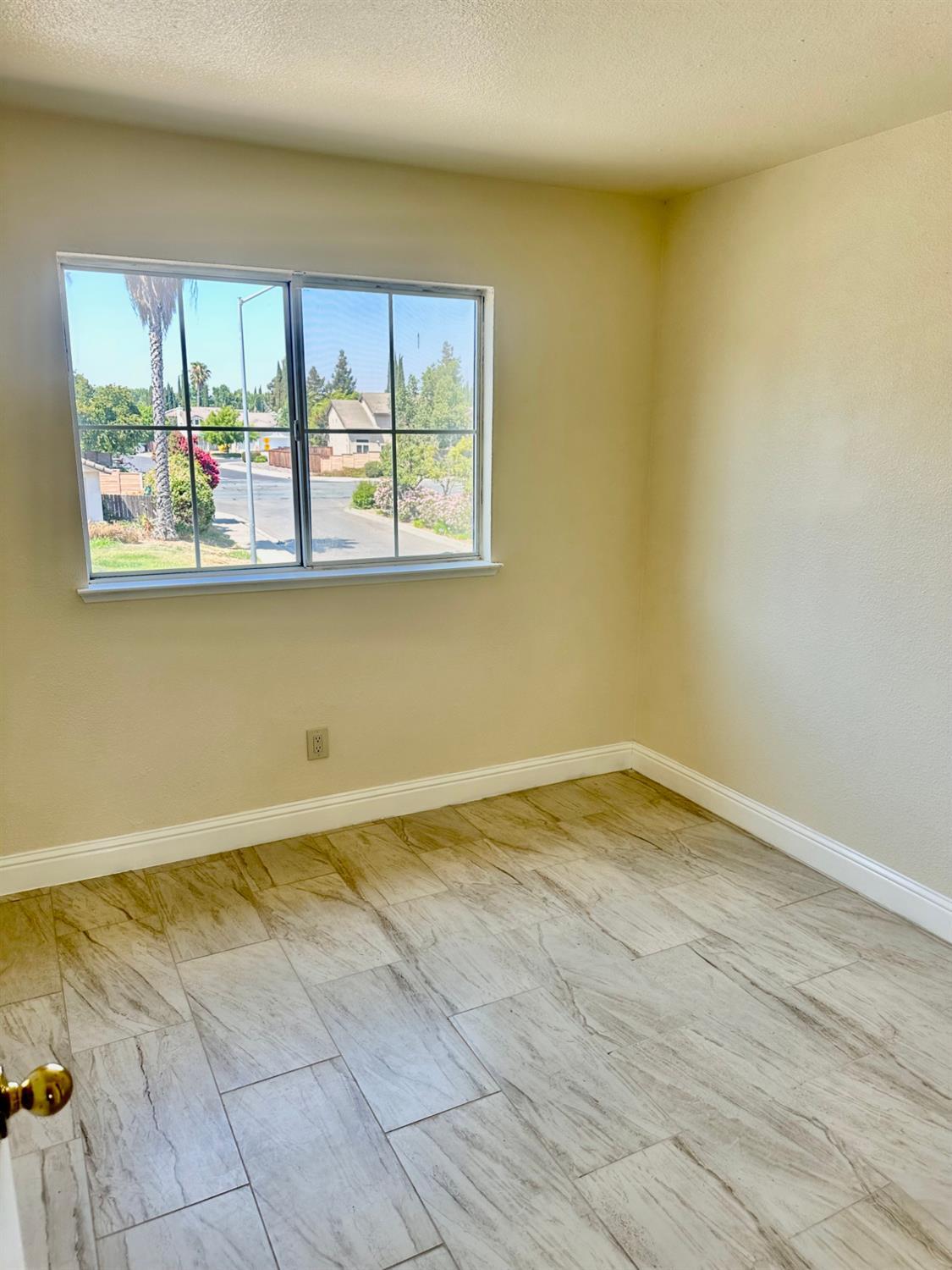 Stockton, California, 95206, United States, 3 Bedrooms Bedrooms, ,3 BathroomsBathrooms,Residential,For Sale,1889738