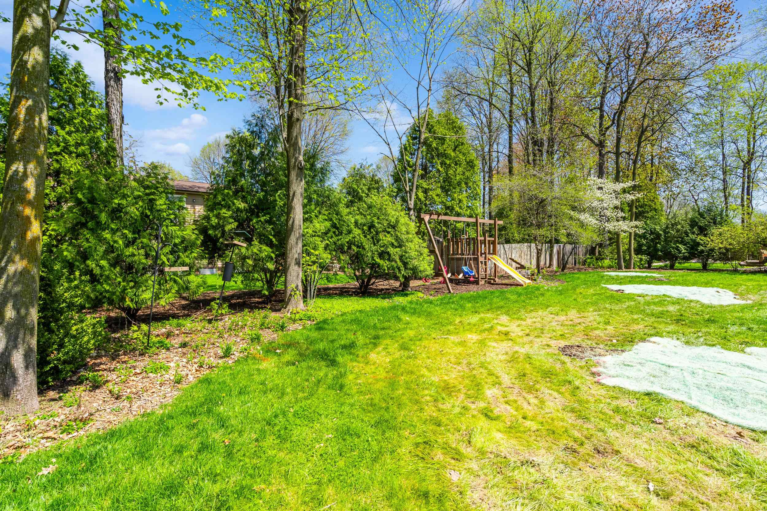 Appleton, Wisconsin, 54915, United States, 4 Bedrooms Bedrooms, ,4 BathroomsBathrooms,Residential,For Sale,1921997