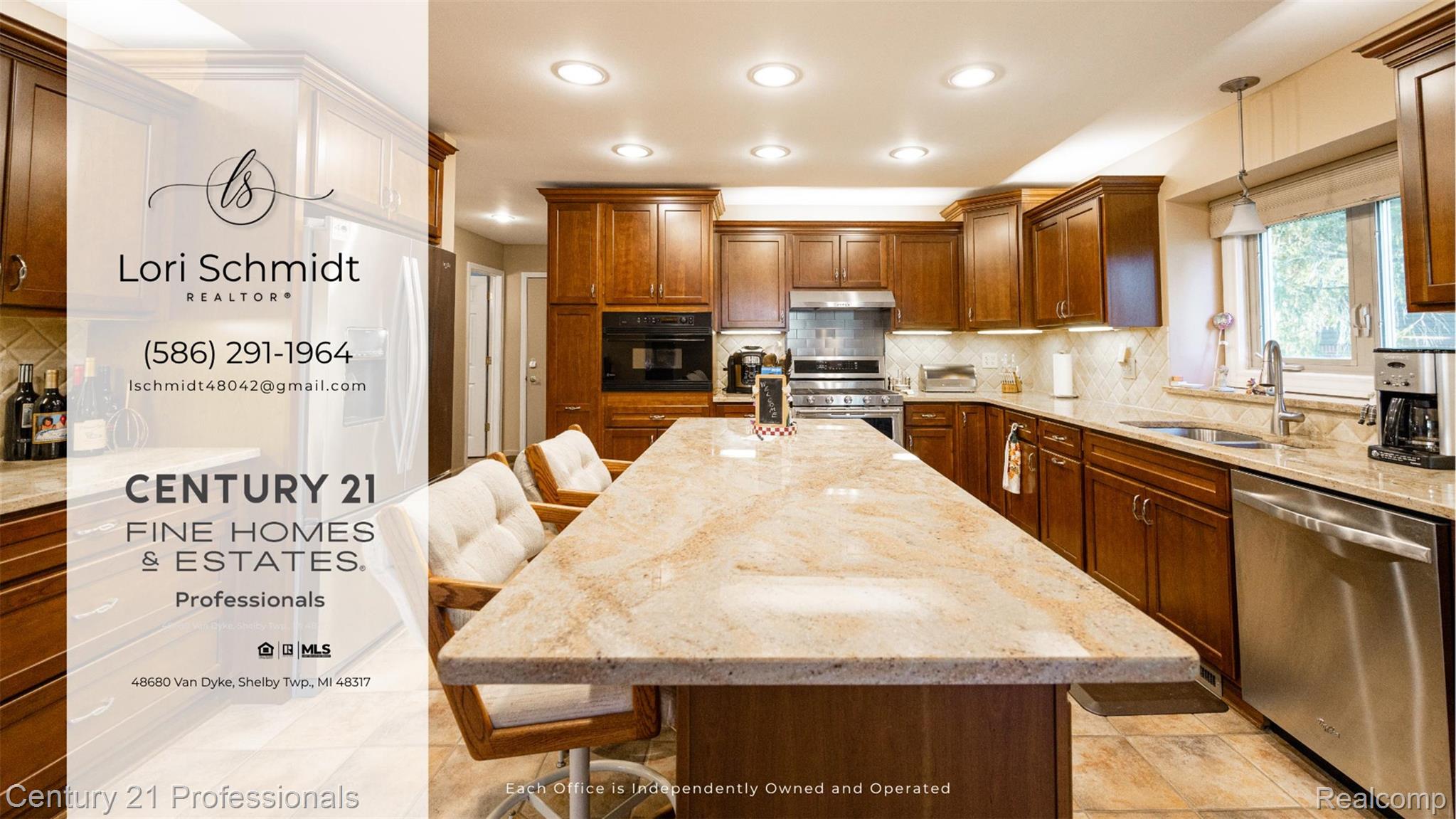 RochesterHills, Michigan, 48309, United States, 4 Bedrooms Bedrooms, ,4 BathroomsBathrooms,Residential,For Sale,1980404