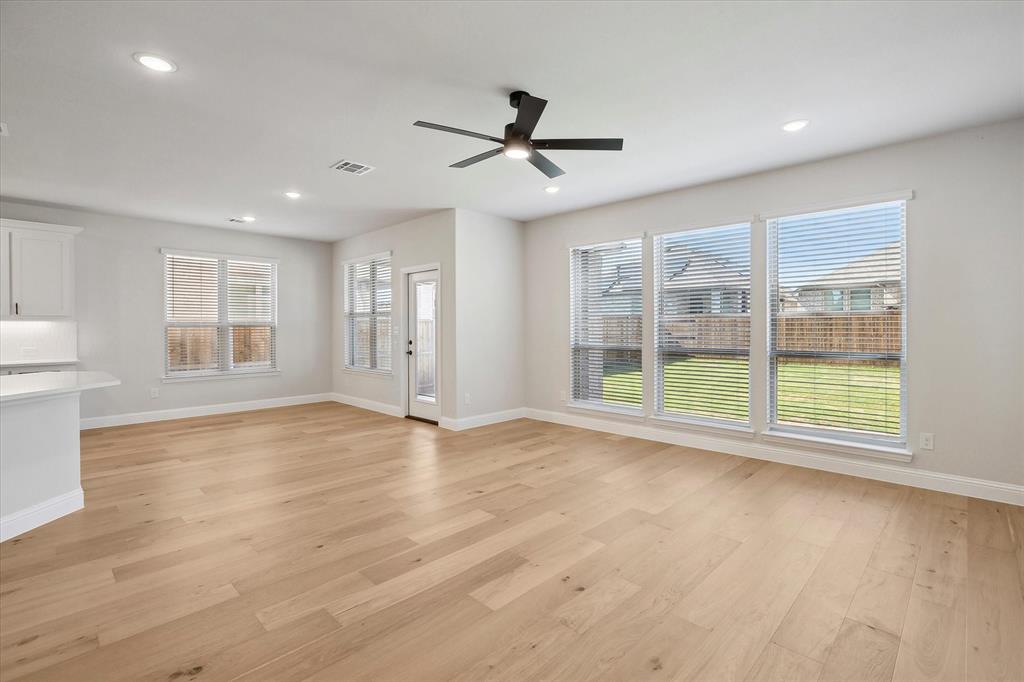 Aubrey, Texas, 76227, United States, 4 Bedrooms Bedrooms, ,3 BathroomsBathrooms,Residential,For Sale,1928697