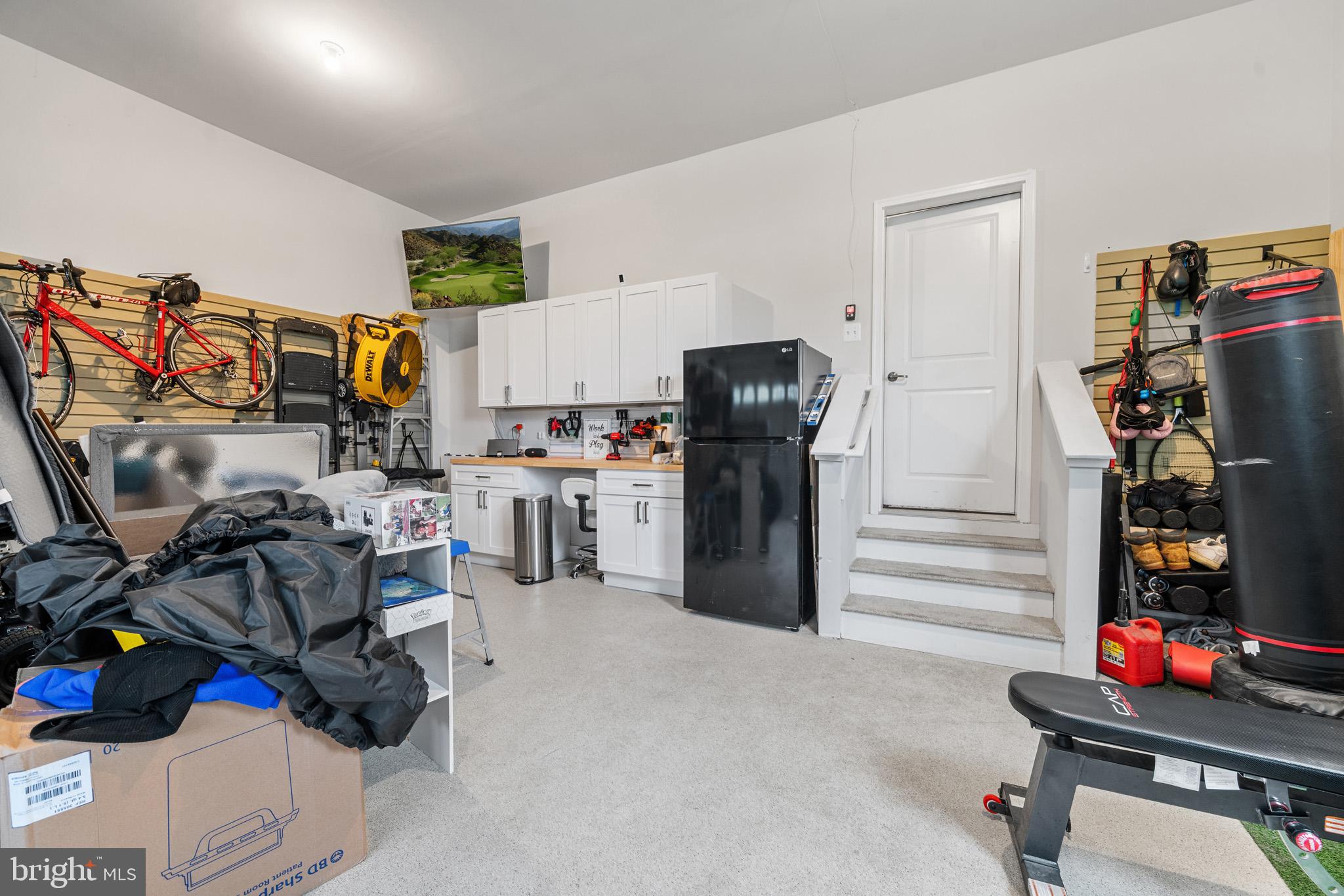 White Plains, Maryland, 20695, United States, 5 Bedrooms Bedrooms, ,5 BathroomsBathrooms,Residential,For Sale,1921773