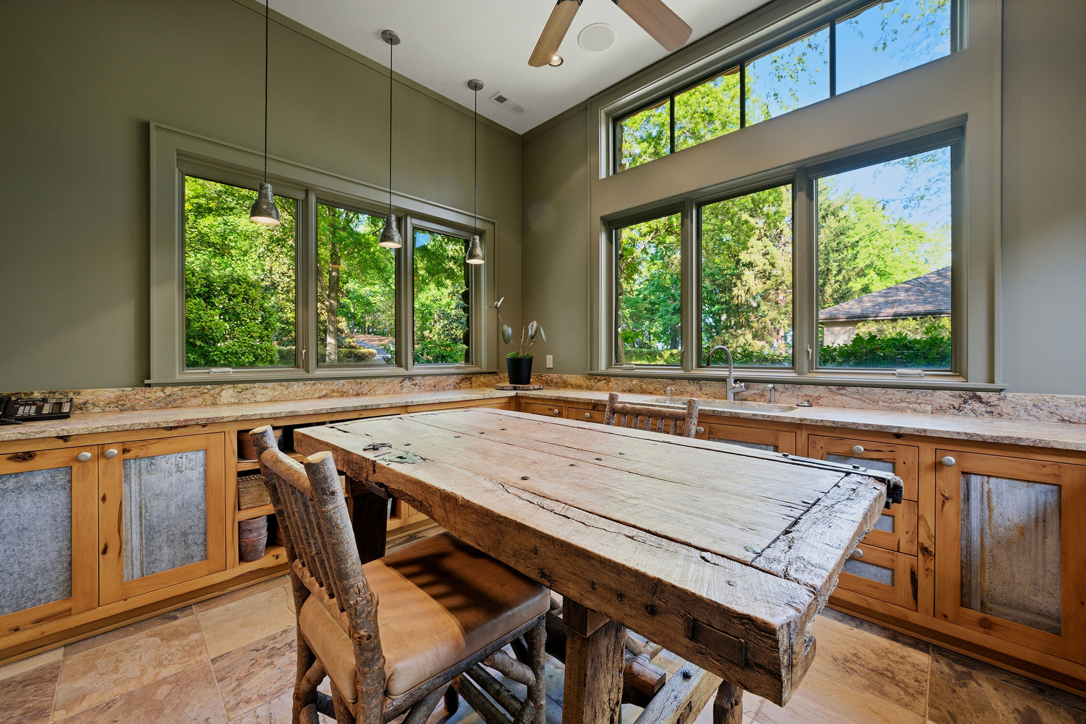  Once-in-a-Lifetime Legacy Property in the North Georgia Mountains - 物件實景