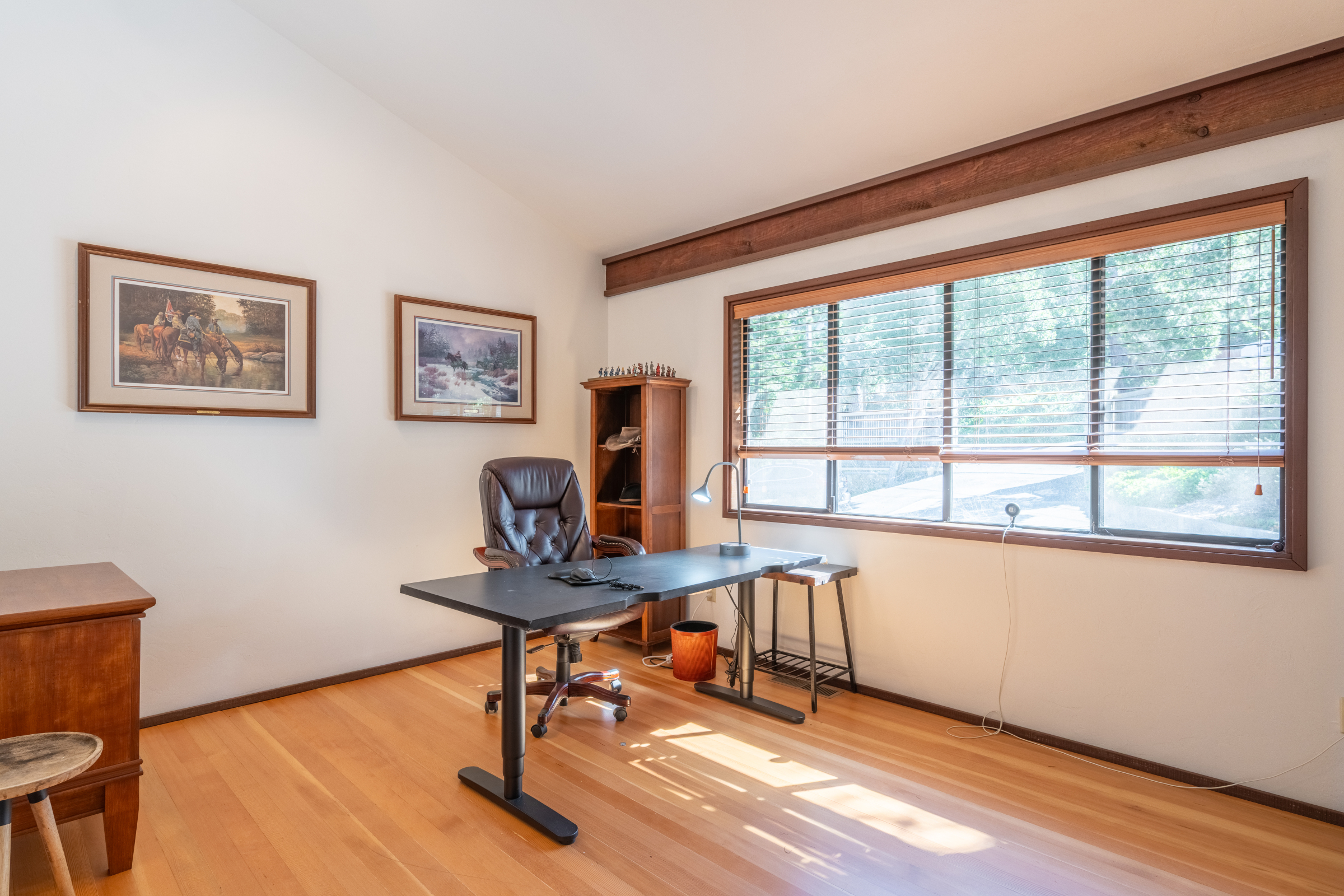  214 Crest Road - 物件實景