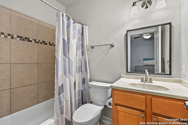 Boerne, Texas, 78006, United States, 4 Bedrooms Bedrooms, ,5 BathroomsBathrooms,Residential,For Sale,1722095