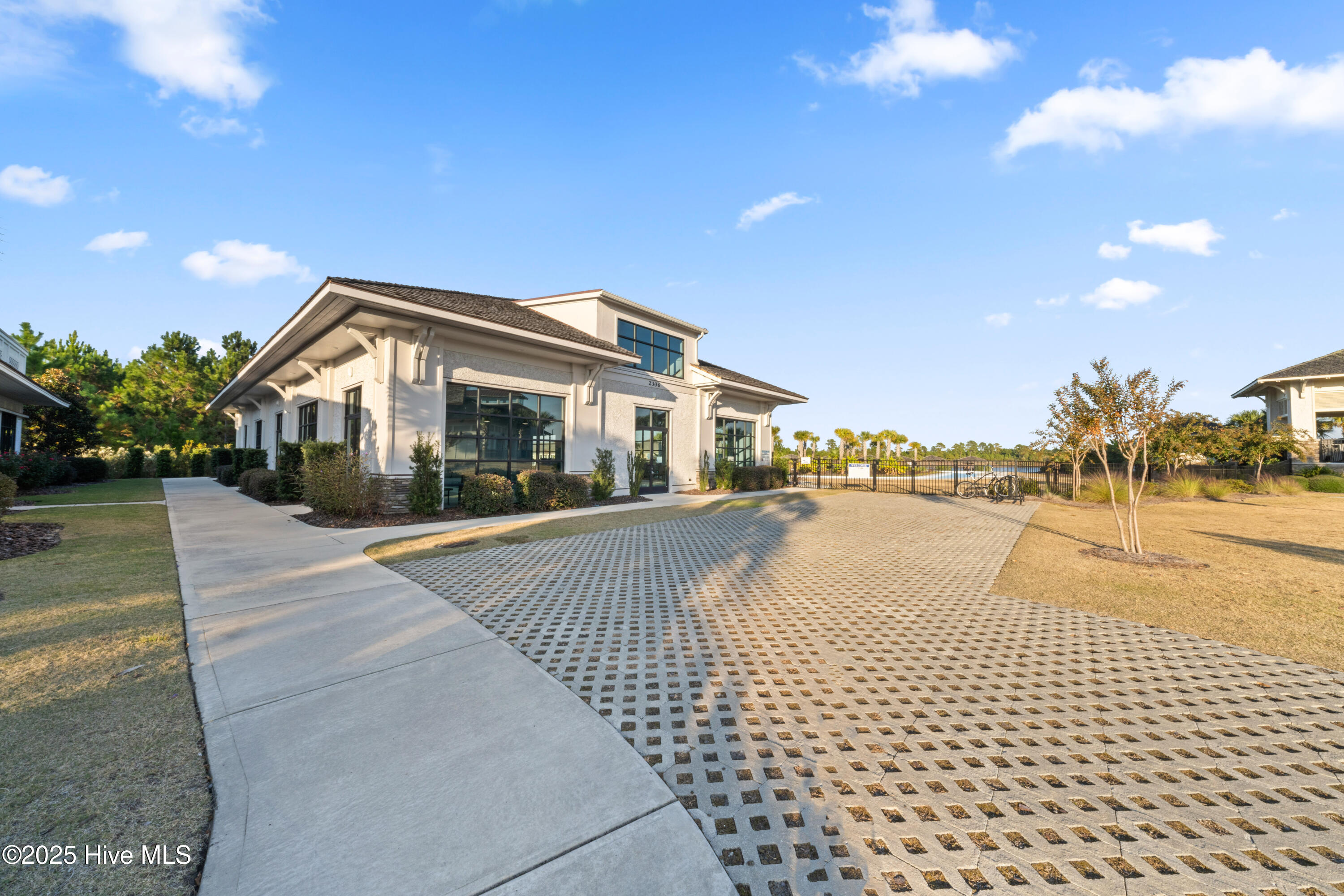 Leland, North Carolina, 28451, United States, 4 Bedrooms Bedrooms, ,3 BathroomsBathrooms,Residential,For Sale,1994619