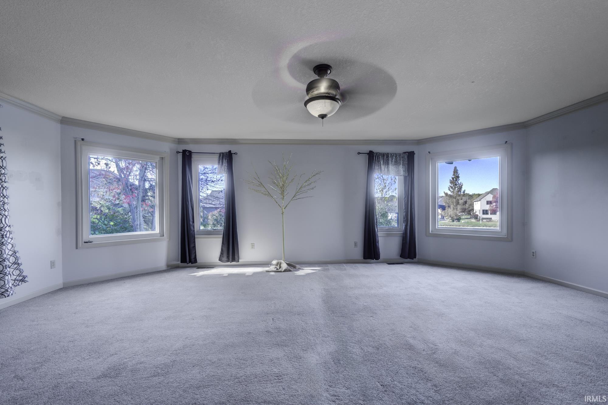 Fort Wayne, Indiana, 46845-2201, United States, 3 Bedrooms Bedrooms, ,4 BathroomsBathrooms,Residential,For Sale,1981888