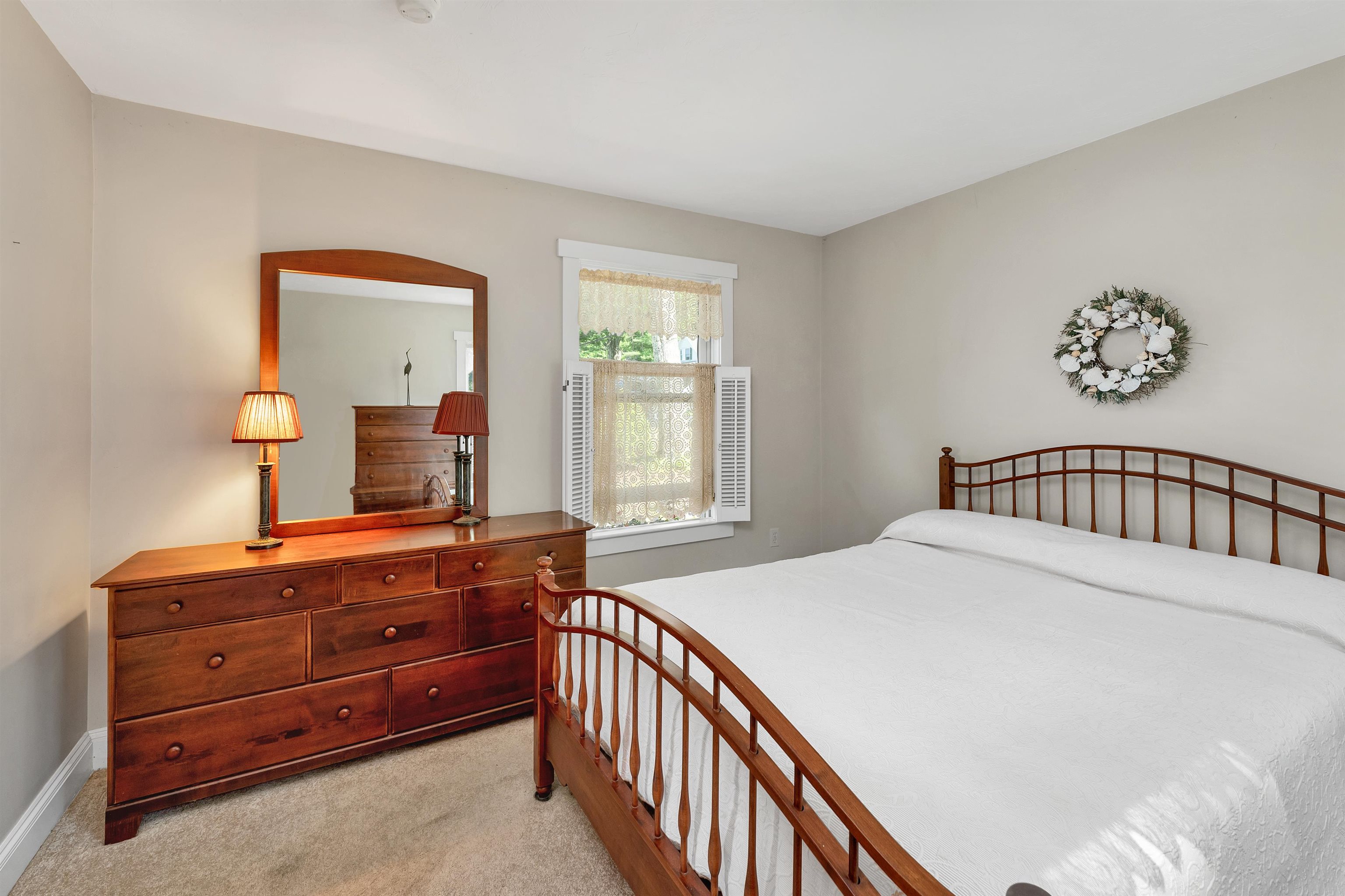 Gilford, New Hampshire, 03249, United States, 3 Bedrooms Bedrooms, ,3 BathroomsBathrooms,Residential,For Sale,1875899