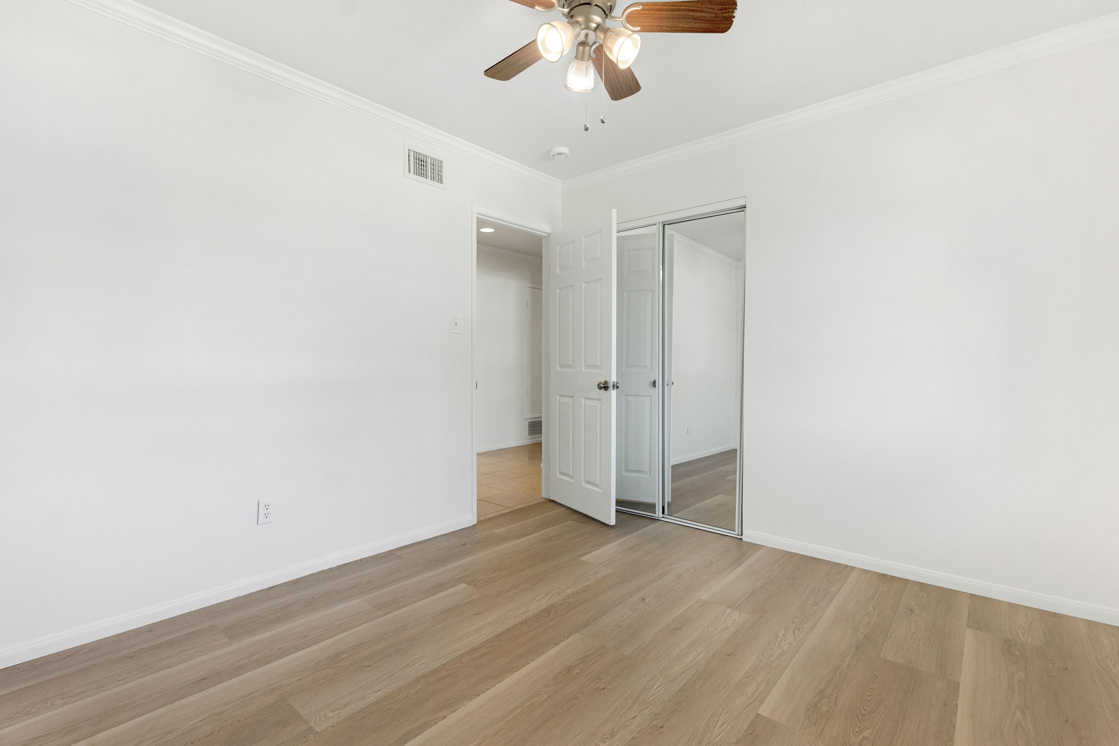  1556 Glacier Street, Simi Valley - 物件實景