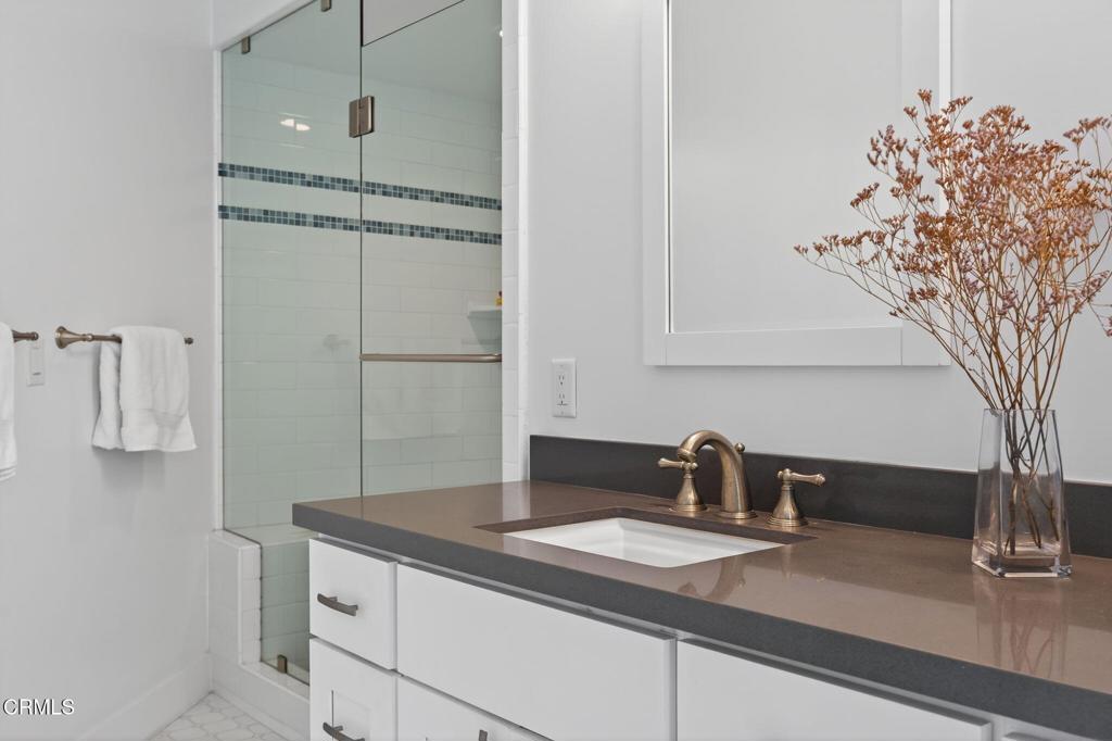 Ventura, California, 93001, United States, 4 Bedrooms Bedrooms, ,4 BathroomsBathrooms,Residential,For Sale,1975034