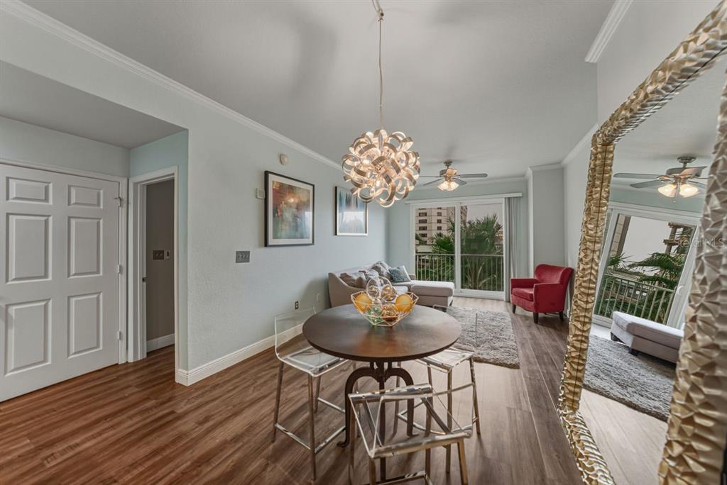 Tampa, Florida, 33602, United States, 2 Bedrooms Bedrooms, ,2 BathroomsBathrooms,Residential,For Sale,2002253