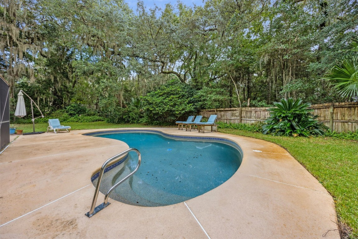 Fernandina Beach, Florida, 32034, United States, 3 Bedrooms Bedrooms, ,2 BathroomsBathrooms,Residential,For Sale,1985756