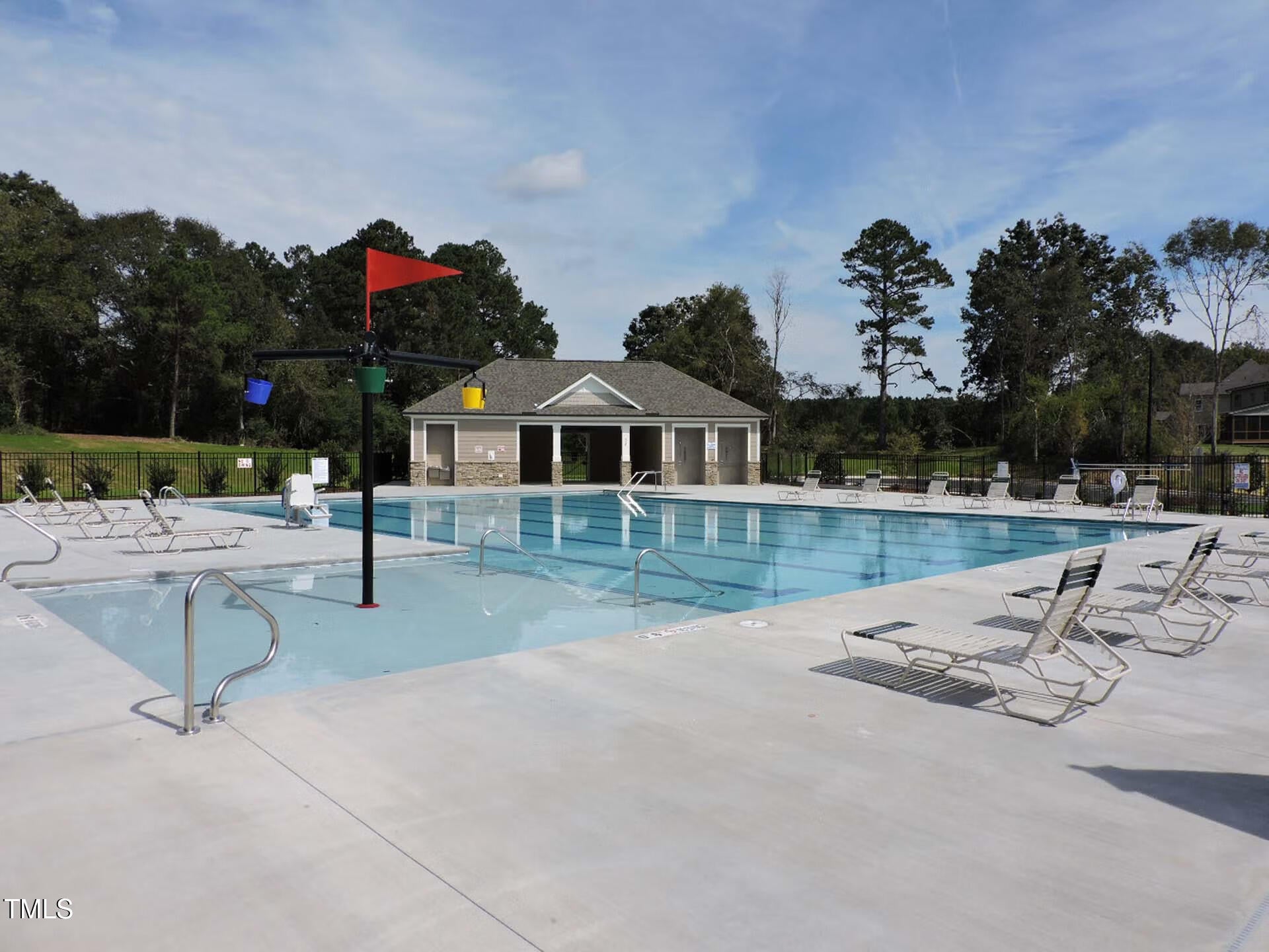 Knightdale, North Carolina, 27545, United States, 4 Bedrooms Bedrooms, ,4 BathroomsBathrooms,Residential,For Sale,1827793