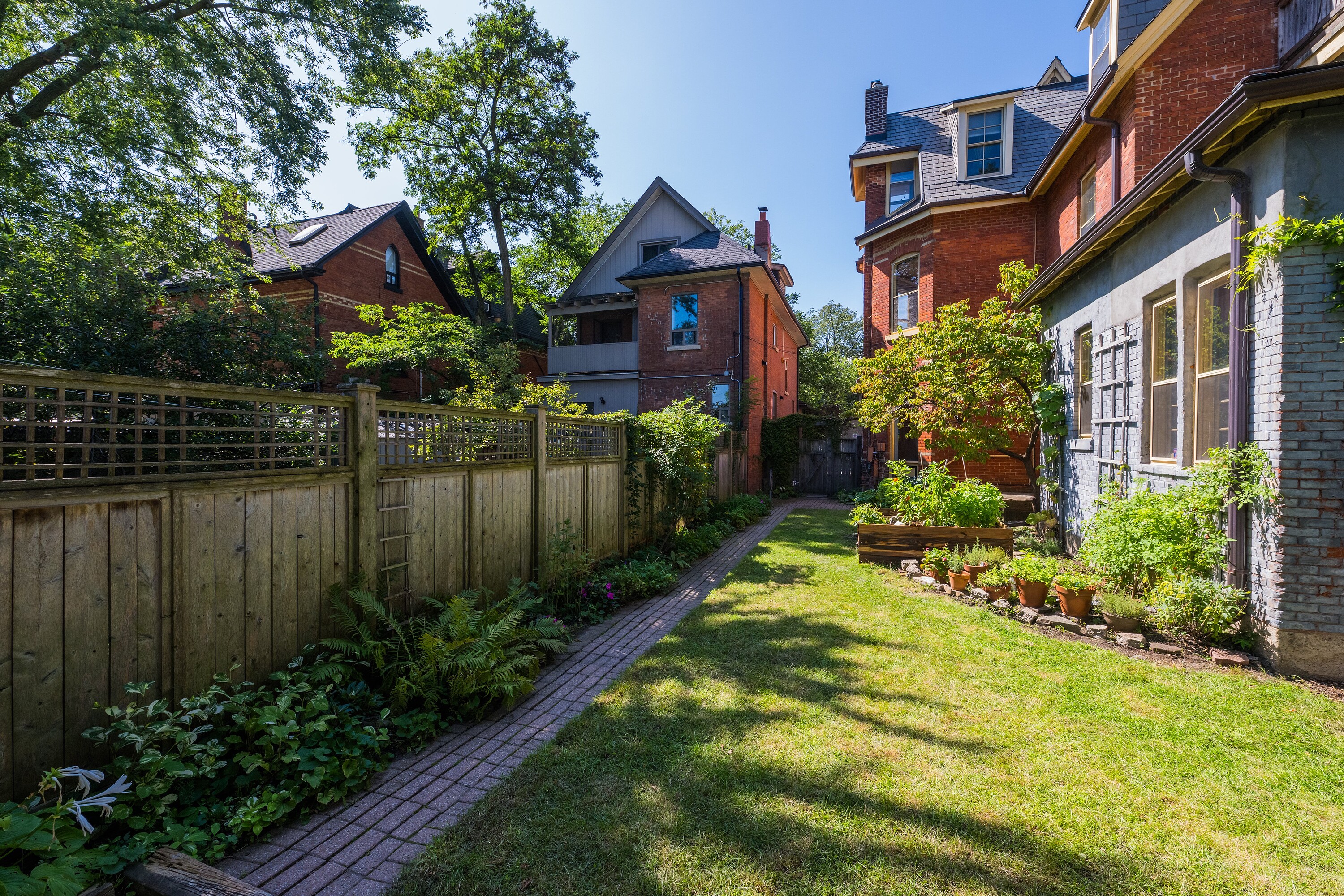  Victorian Grande Dame Fourplex - 物件實景