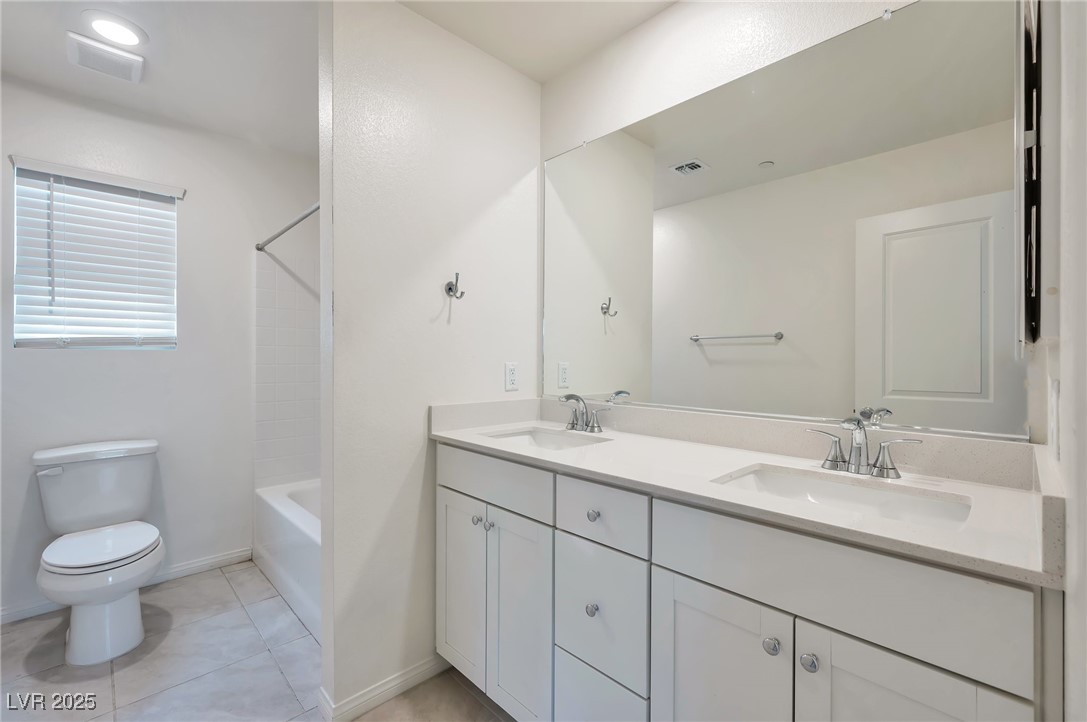 Las Vegas, Nevada, 89166, United States, 5 Bedrooms Bedrooms, ,3 BathroomsBathrooms,Residential,For Sale,1837691