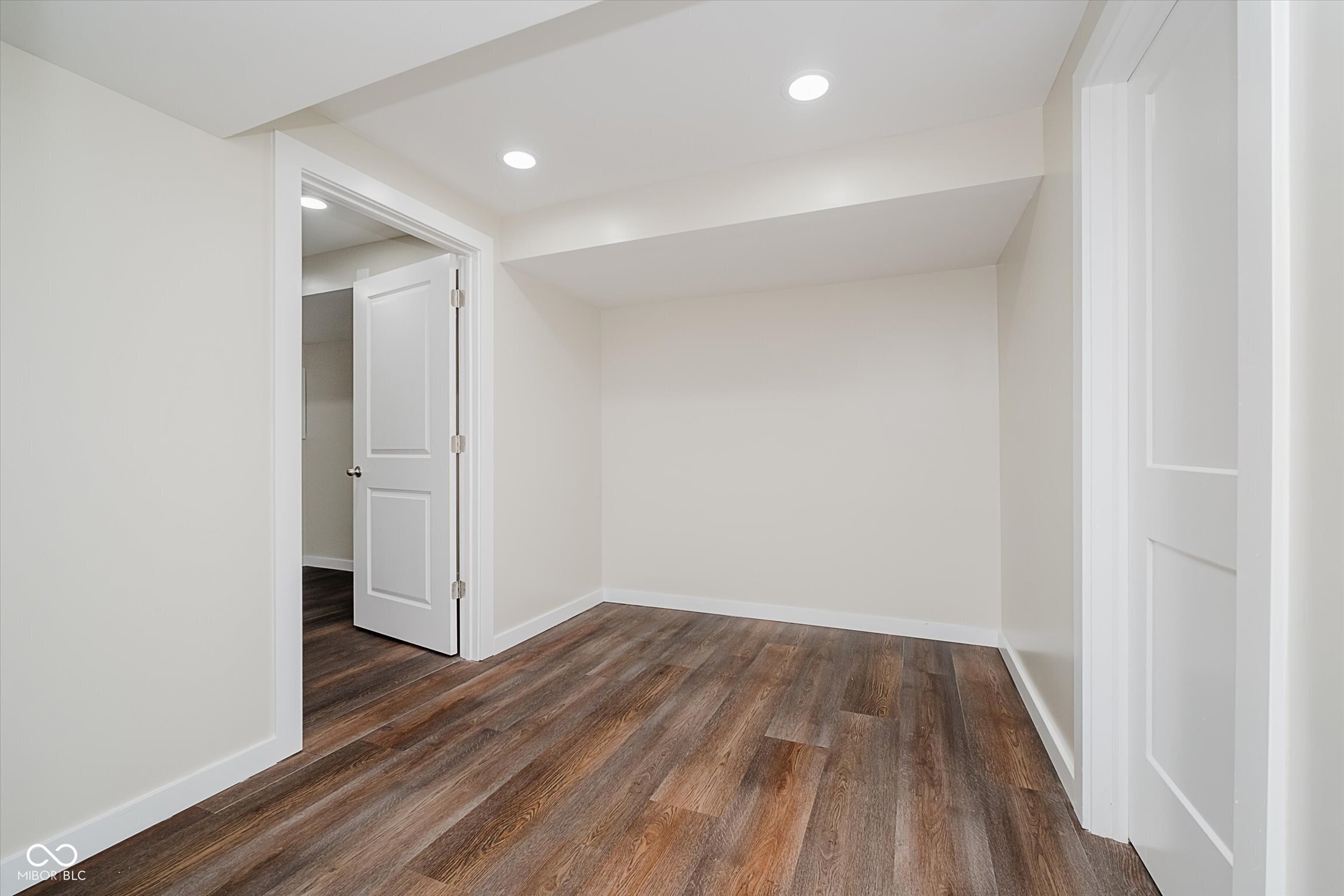 Westfield, Indiana, 46074, United States, 4 Bedrooms Bedrooms, ,4 BathroomsBathrooms,Residential,For Sale,1982855