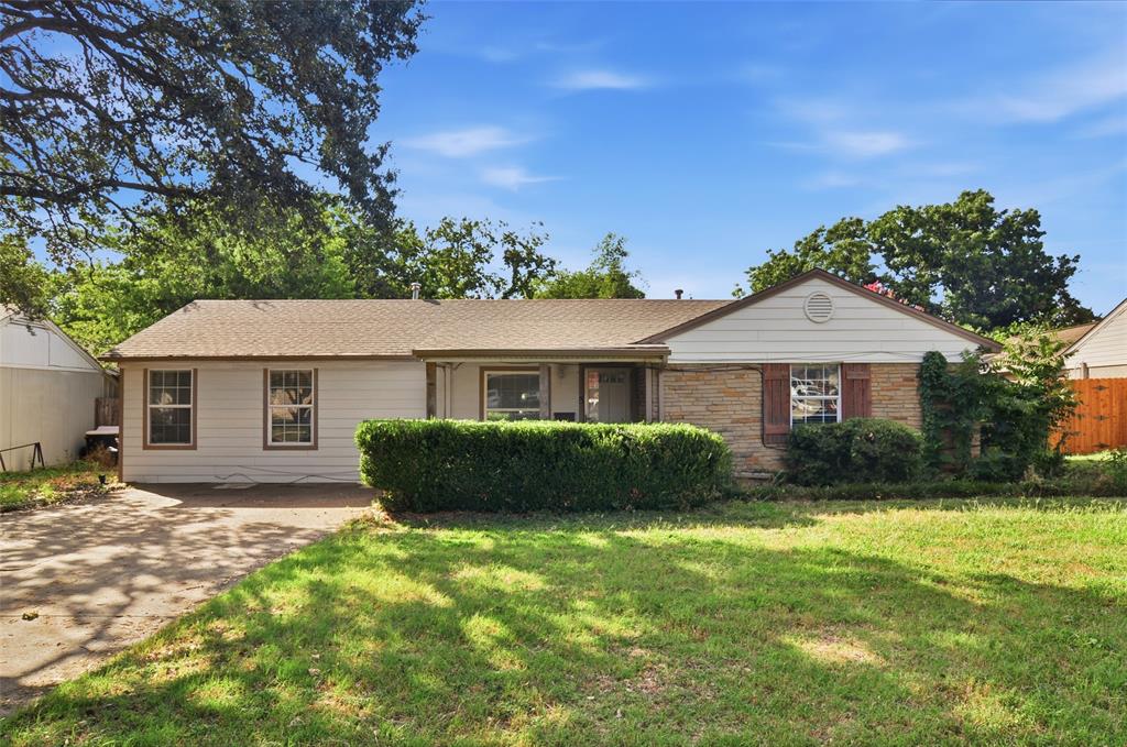 South Dr, Fort Worth, TX 76109