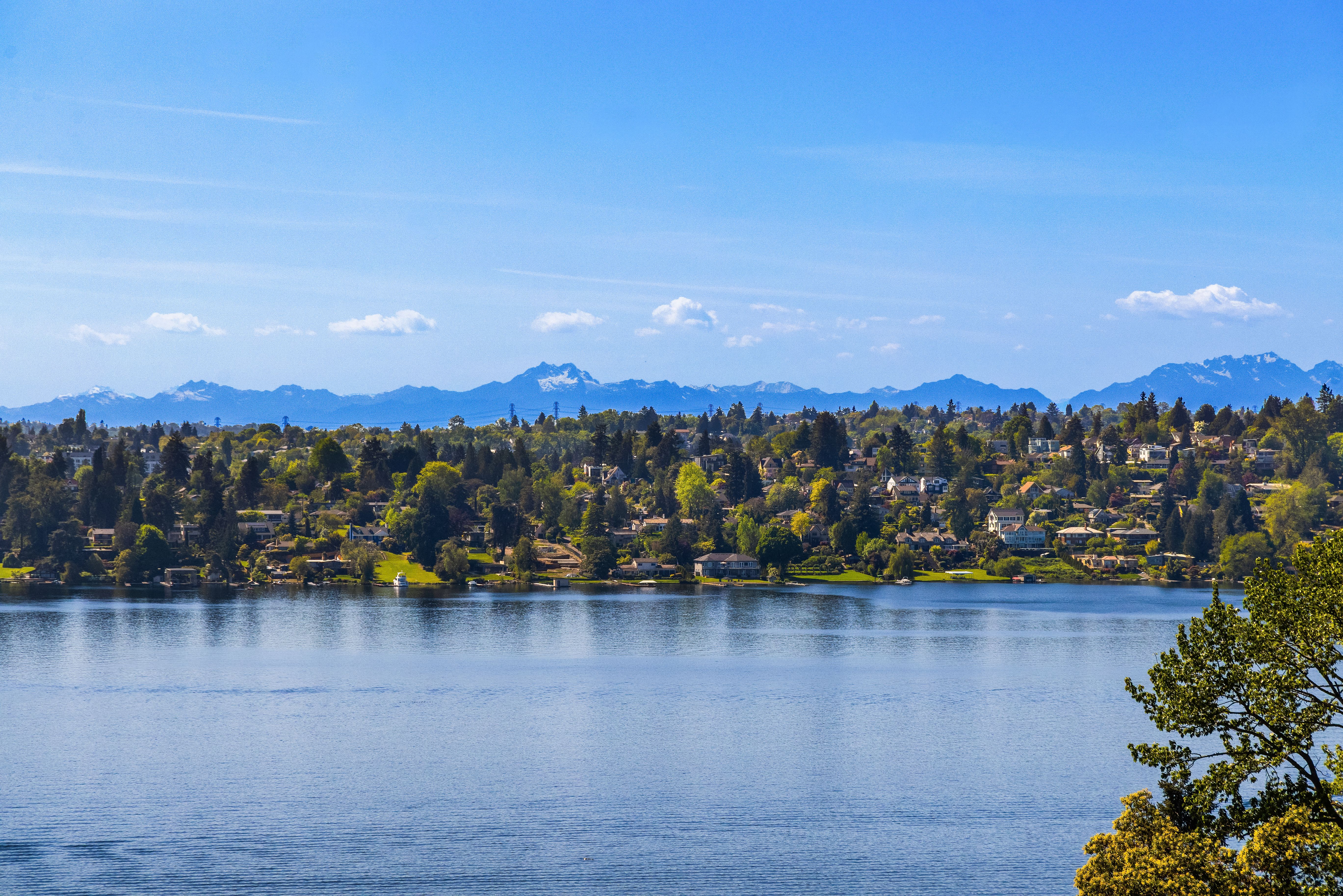  7447 W Mercer Wy, Mercer Island, WA 98040 - 物件實景