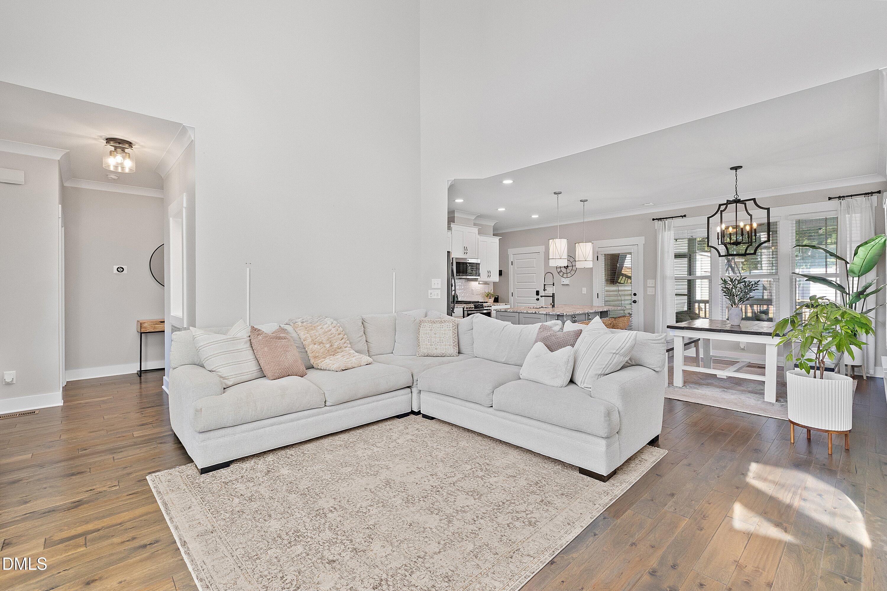 Youngsville, North Carolina, 27596, United States, 3 Bedrooms Bedrooms, ,3 BathroomsBathrooms,Residential,For Sale,1977975