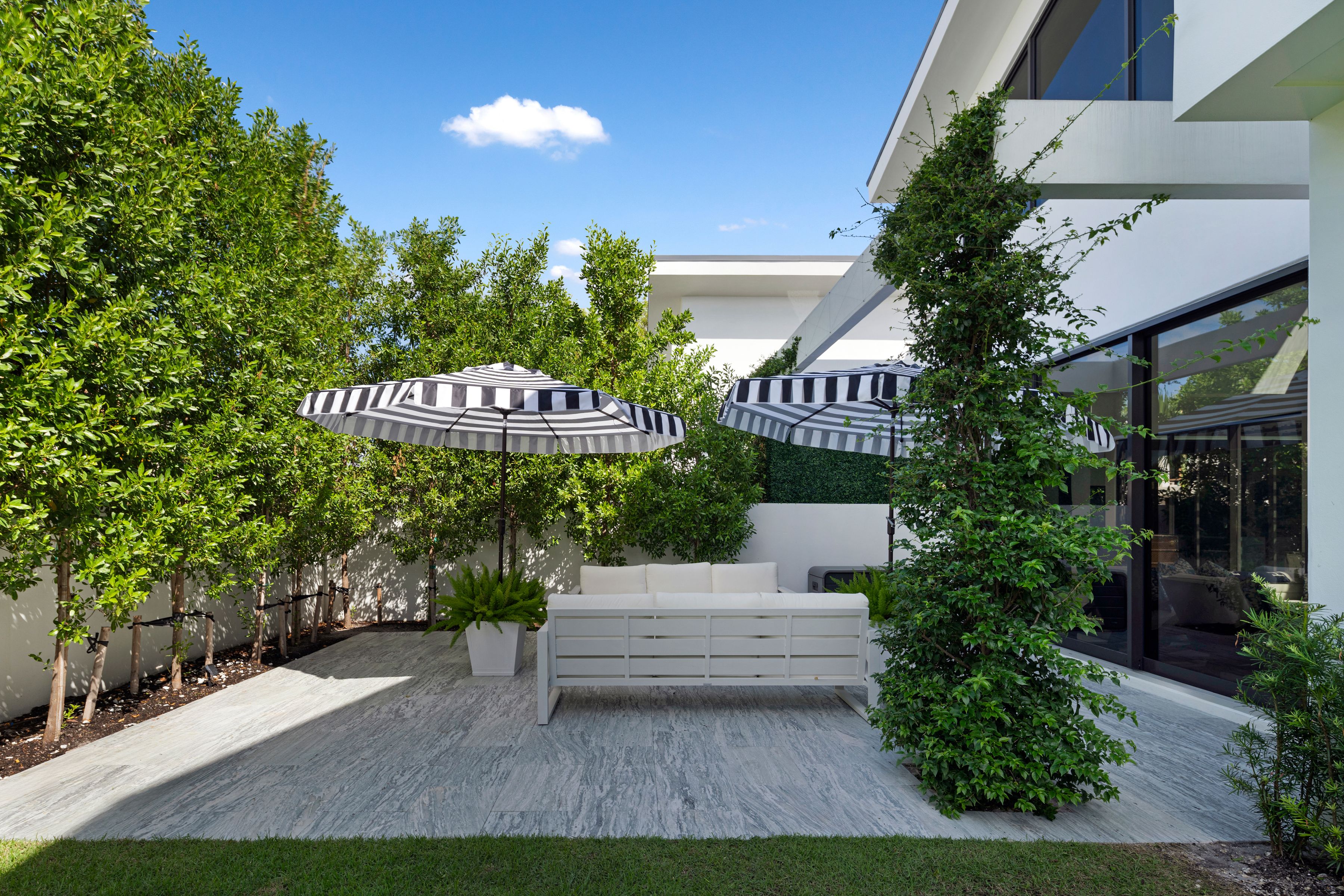  4444 Washington Road - 物件實景