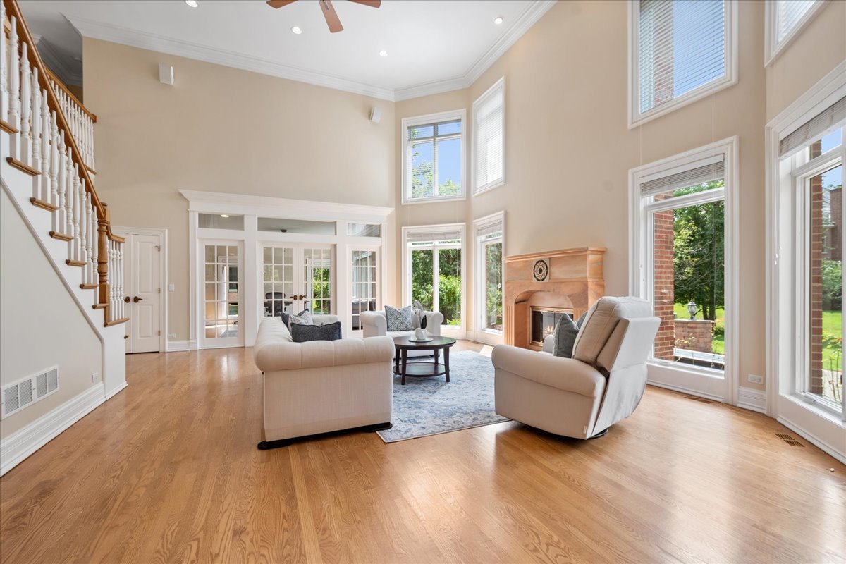 Vernon Hills, Illinois, 60061, United States, 4 Bedrooms Bedrooms, ,4 BathroomsBathrooms,Residential,For Sale,1940393