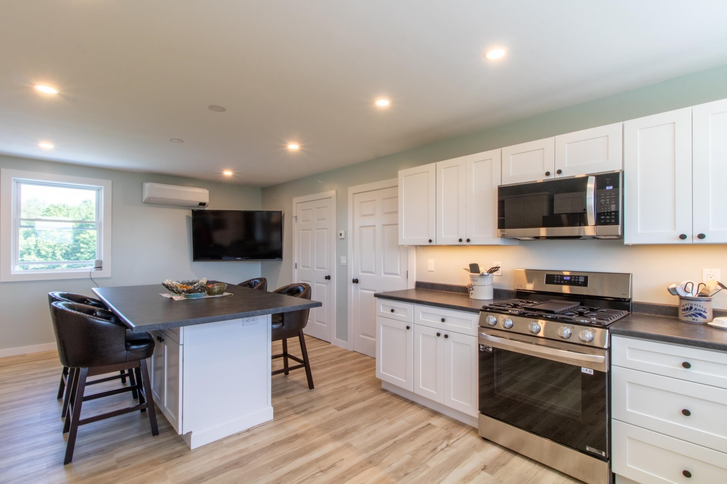 Charleston, Vermont, 05872, United States, 3 Bedrooms Bedrooms, ,1 BathroomBathrooms,Residential,For Sale,1893368