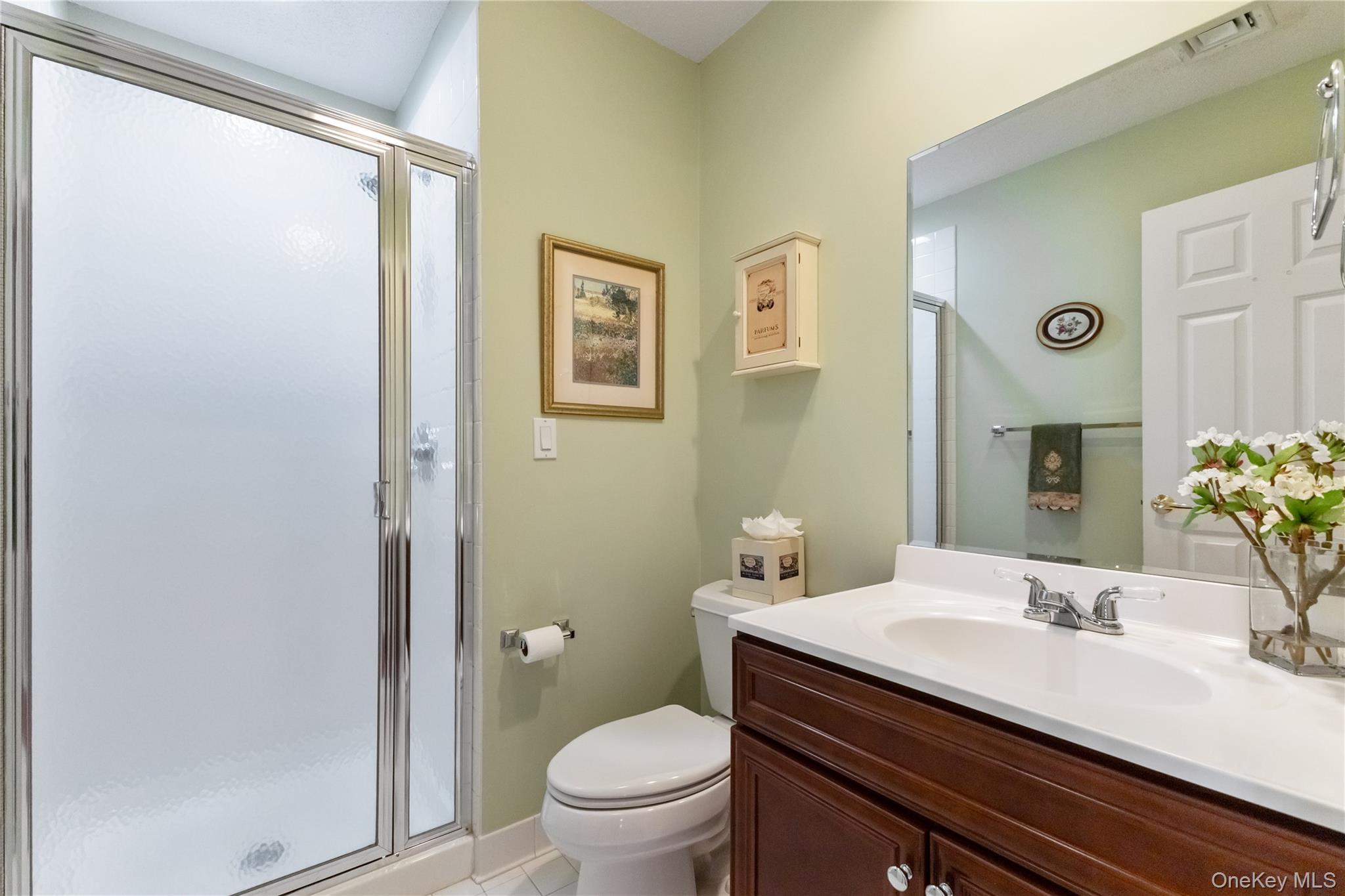 Somers, New York, 10589, United States, 3 Bedrooms Bedrooms, ,2 BathroomsBathrooms,Residential,For Sale,1989614