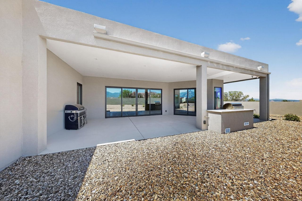 Placitas, New Mexico, 87043, United States, 3 Bedrooms Bedrooms, ,4 BathroomsBathrooms,Residential,For Sale,1903548