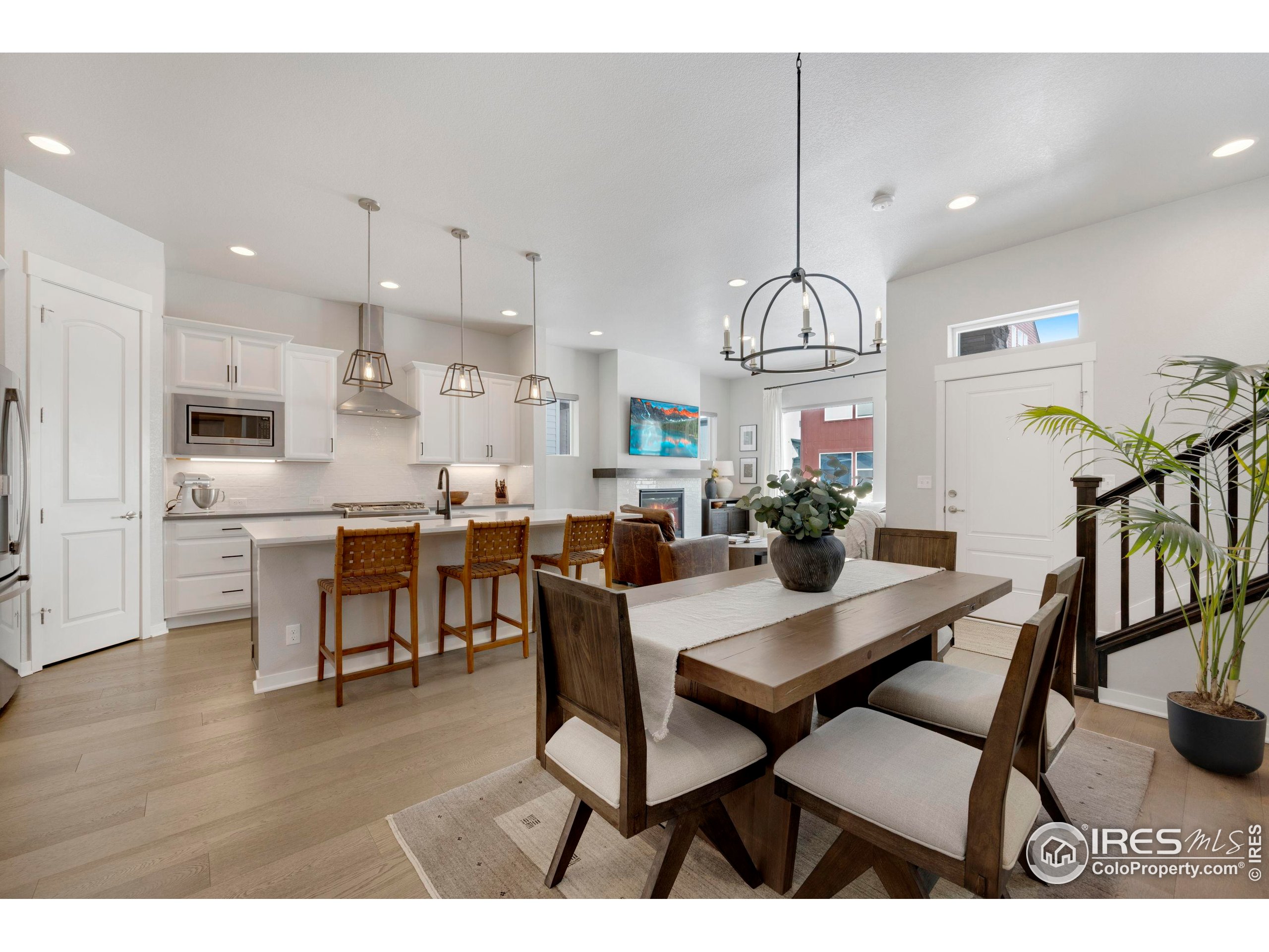 Broomfield, Colorado, 80023, United States, 3 Bedrooms Bedrooms, ,3 BathroomsBathrooms,Residential,For Sale,1805033