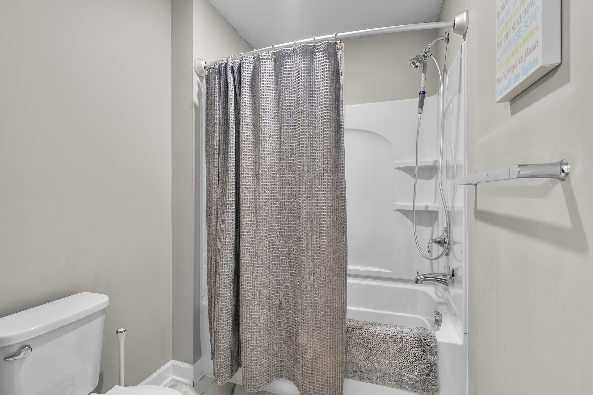 Lino Lakes, Minnesota, 55038, United States, 4 Bedrooms Bedrooms, ,3 BathroomsBathrooms,Residential,For Sale,1995809