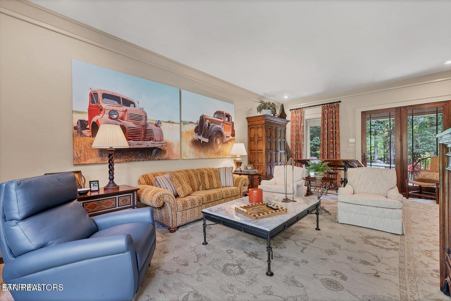 Louisville, Tennessee, 37777, United States, 3 Bedrooms Bedrooms, ,4 BathroomsBathrooms,Residential,For Sale,1821192