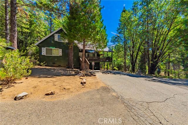 Yosemite, California, 95389, United States, 5 Bedrooms Bedrooms, ,4 BathroomsBathrooms,Residential,For Sale,1981132