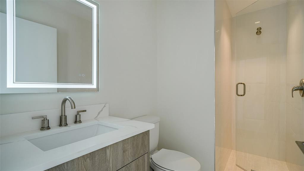 Sarasota, Florida, 34236, United States, 2 Bedrooms Bedrooms, ,2 BathroomsBathrooms,Residential,For Sale,1991932