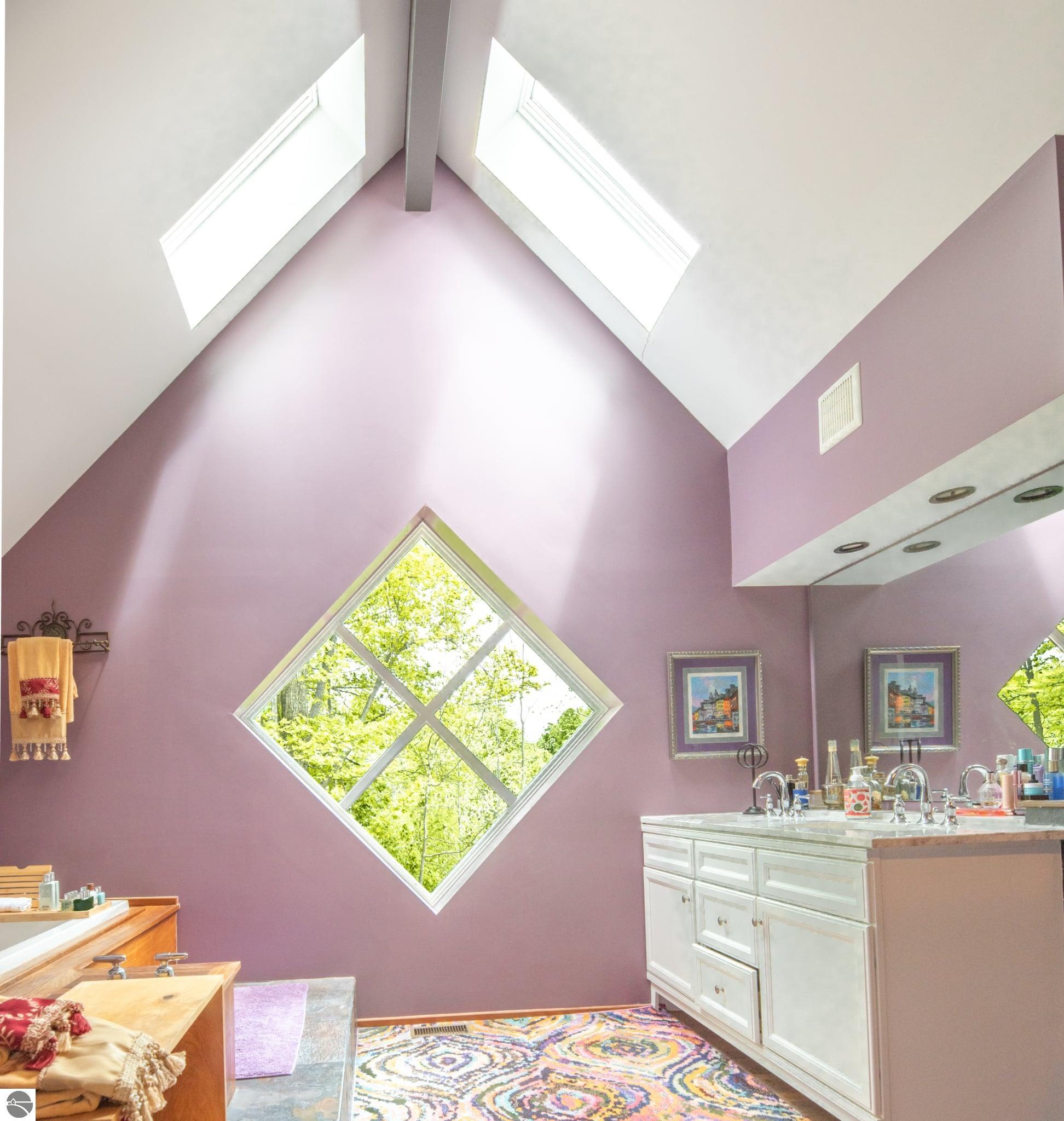 Bellaire, Michigan, 49615, United States, 4 Bedrooms Bedrooms, ,2 BathroomsBathrooms,Residential,For Sale,1938366