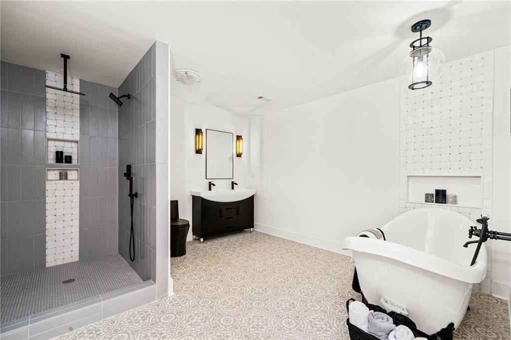 Jasper, Georgia, 30143, United States, 4 Bedrooms Bedrooms, ,4 BathroomsBathrooms,Residential,For Sale,1975292