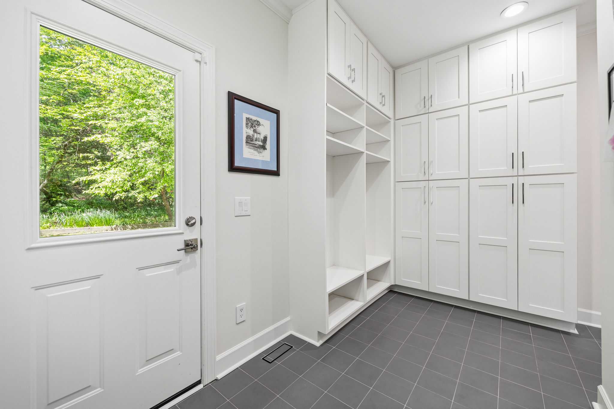  8 Sedgewood Road, Chapel Hill, NC 27514 - 物件實景